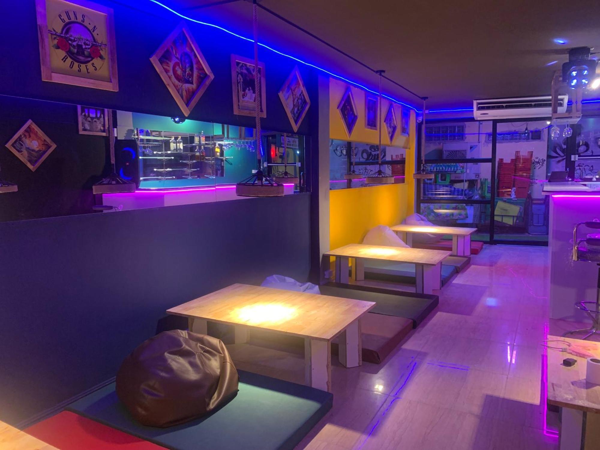 Ostello Roxx Social Hostel, Cafe & Bistro Bangkok