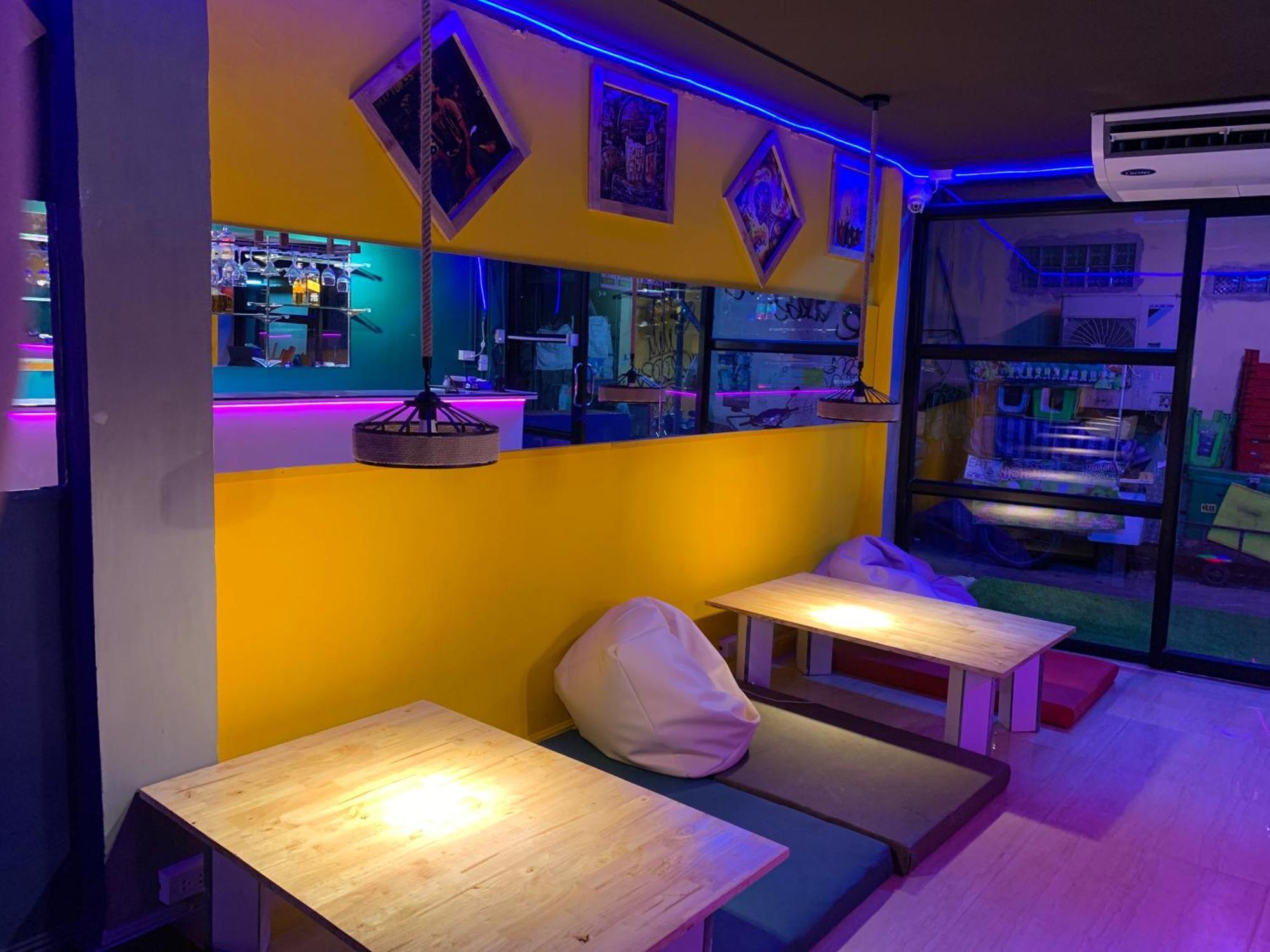 Ostello Roxx Social Hostel, Cafe & Bistro *