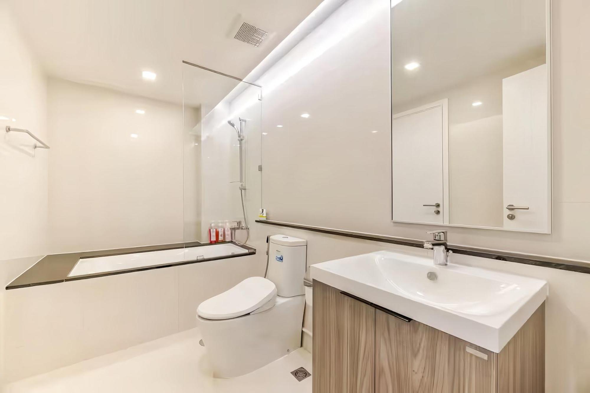 Apartment Circle Rein Sukhumvit 12 *