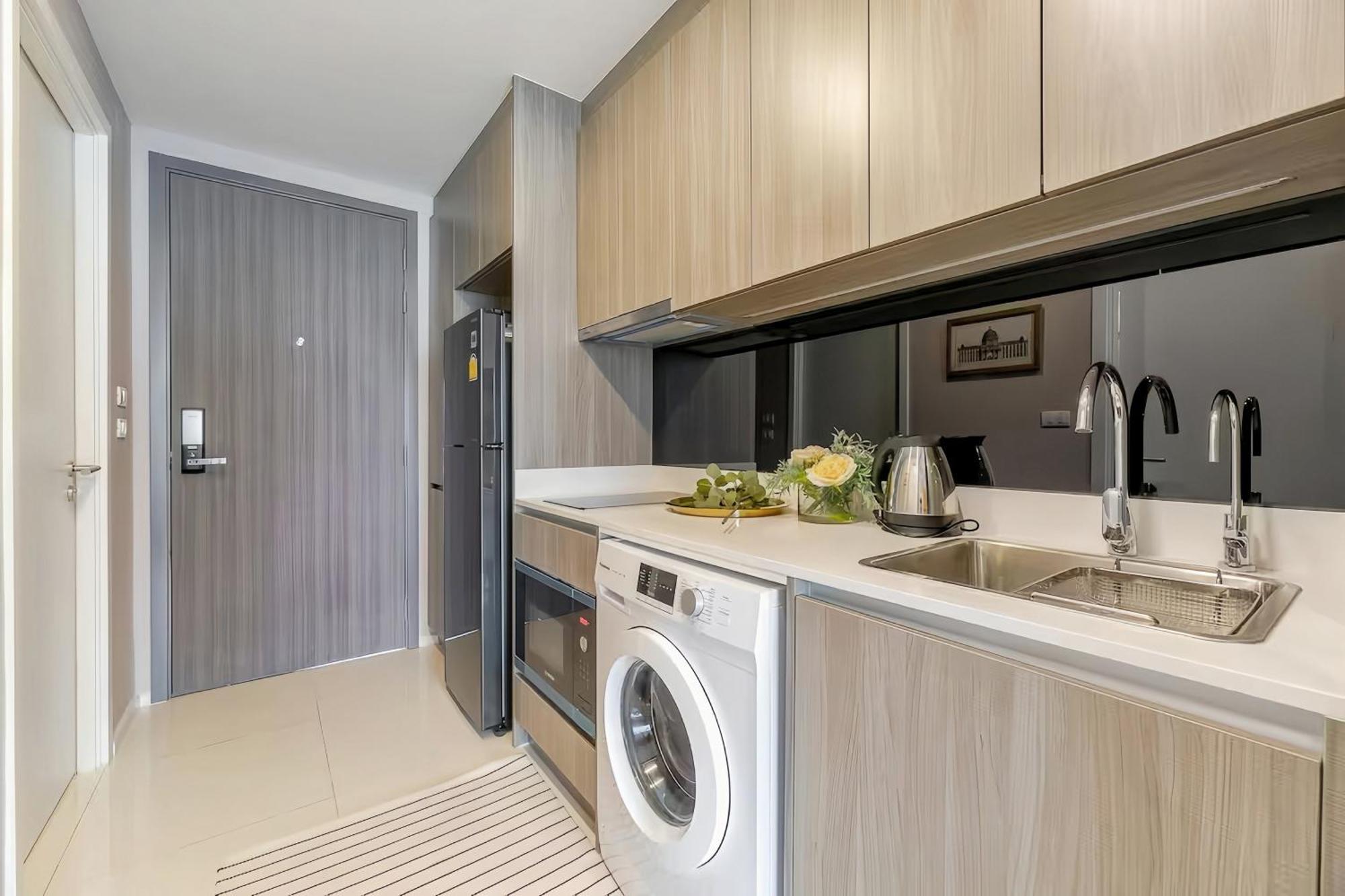 Apartment Circle Rein Sukhumvit 12 *