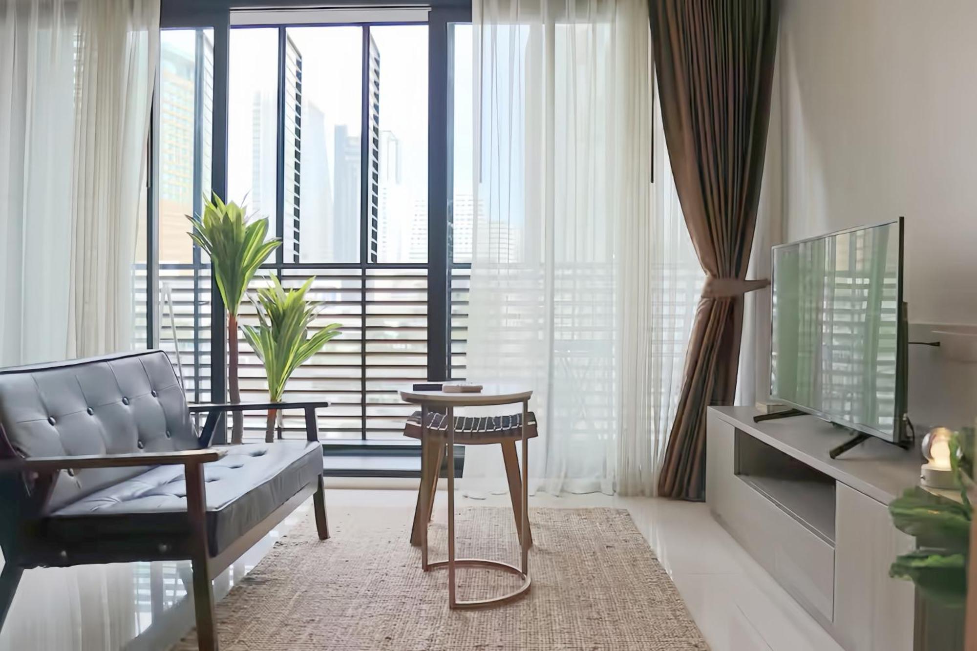 Circle Rein Sukhumvit 12 Apartment Bangkok