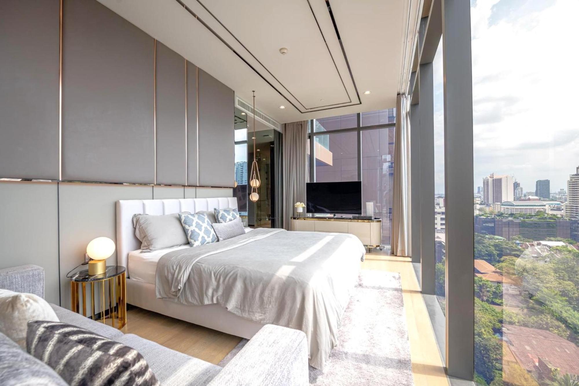 Apartment 1million Dollar Super Luxury Property With Amazing Sky Pool And Facilities Bangkok
