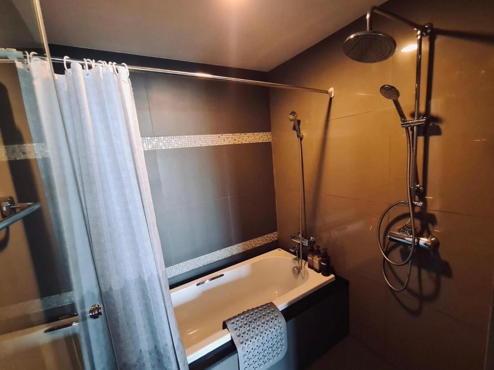 1br At Thonglor Bts Infinitypool Overlooking *