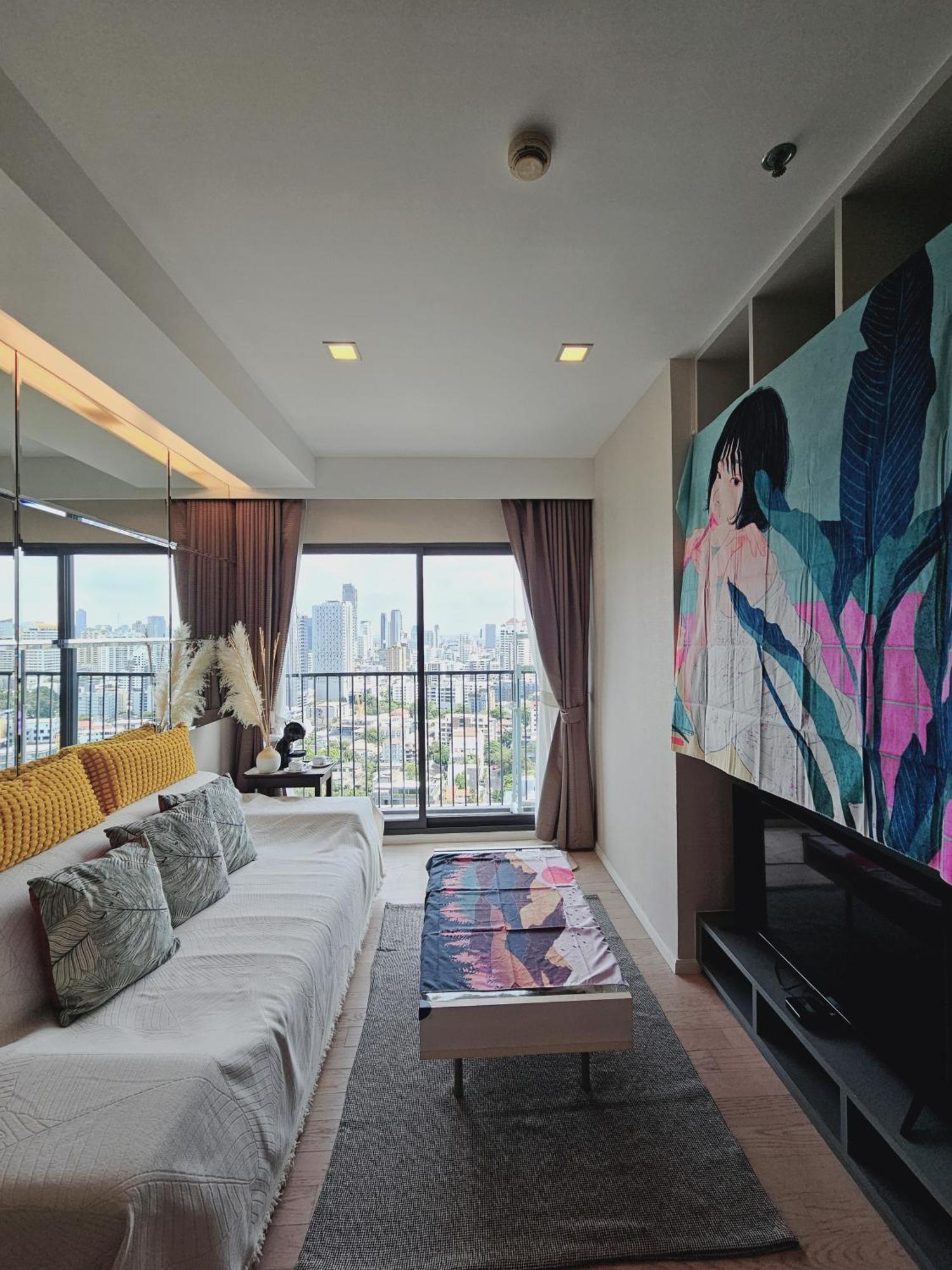 1br At Thonglor Bts Overlooking With Workspace *