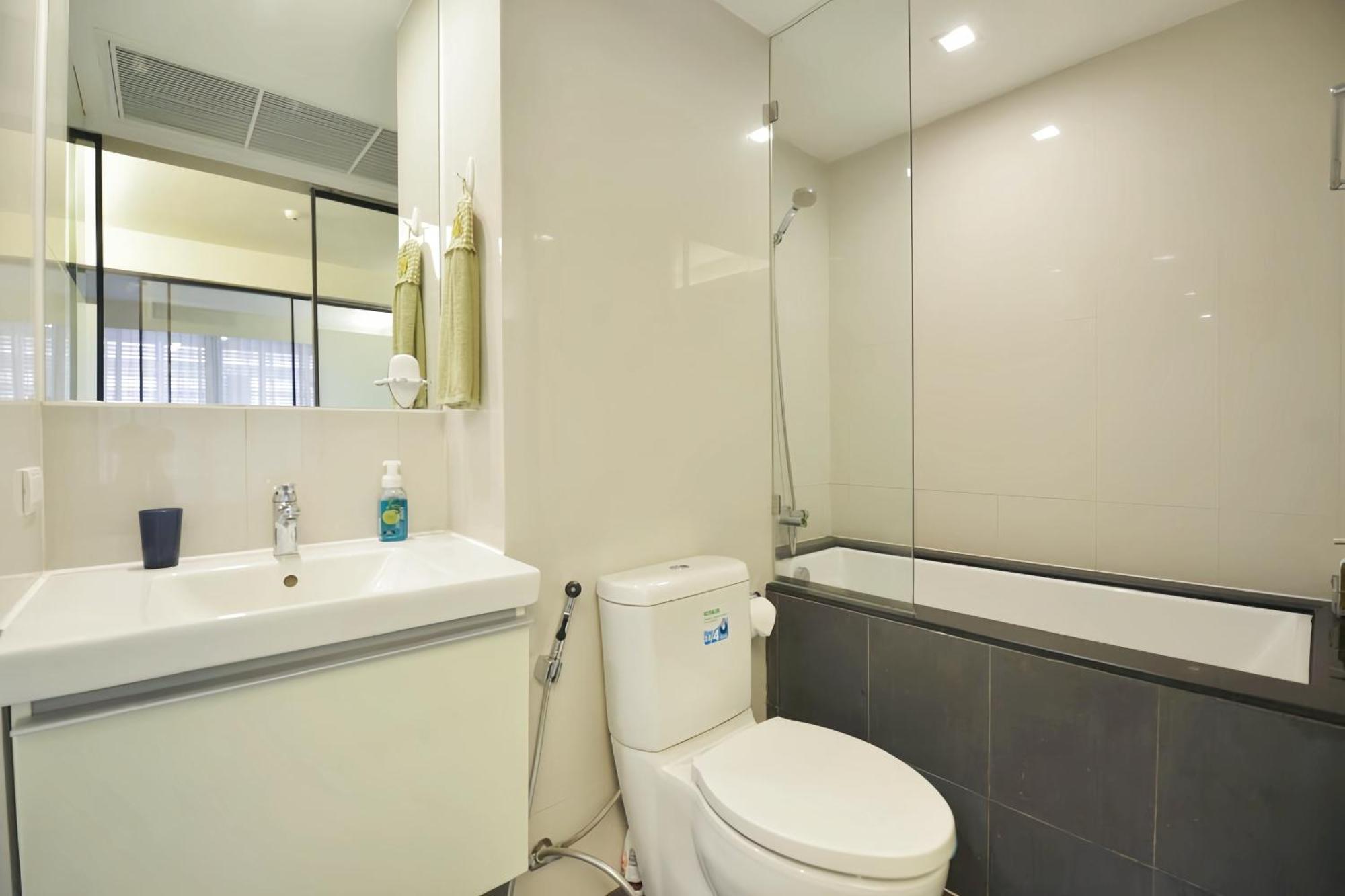 Circle S Sukhumvit 12 Apartemen Bangkok