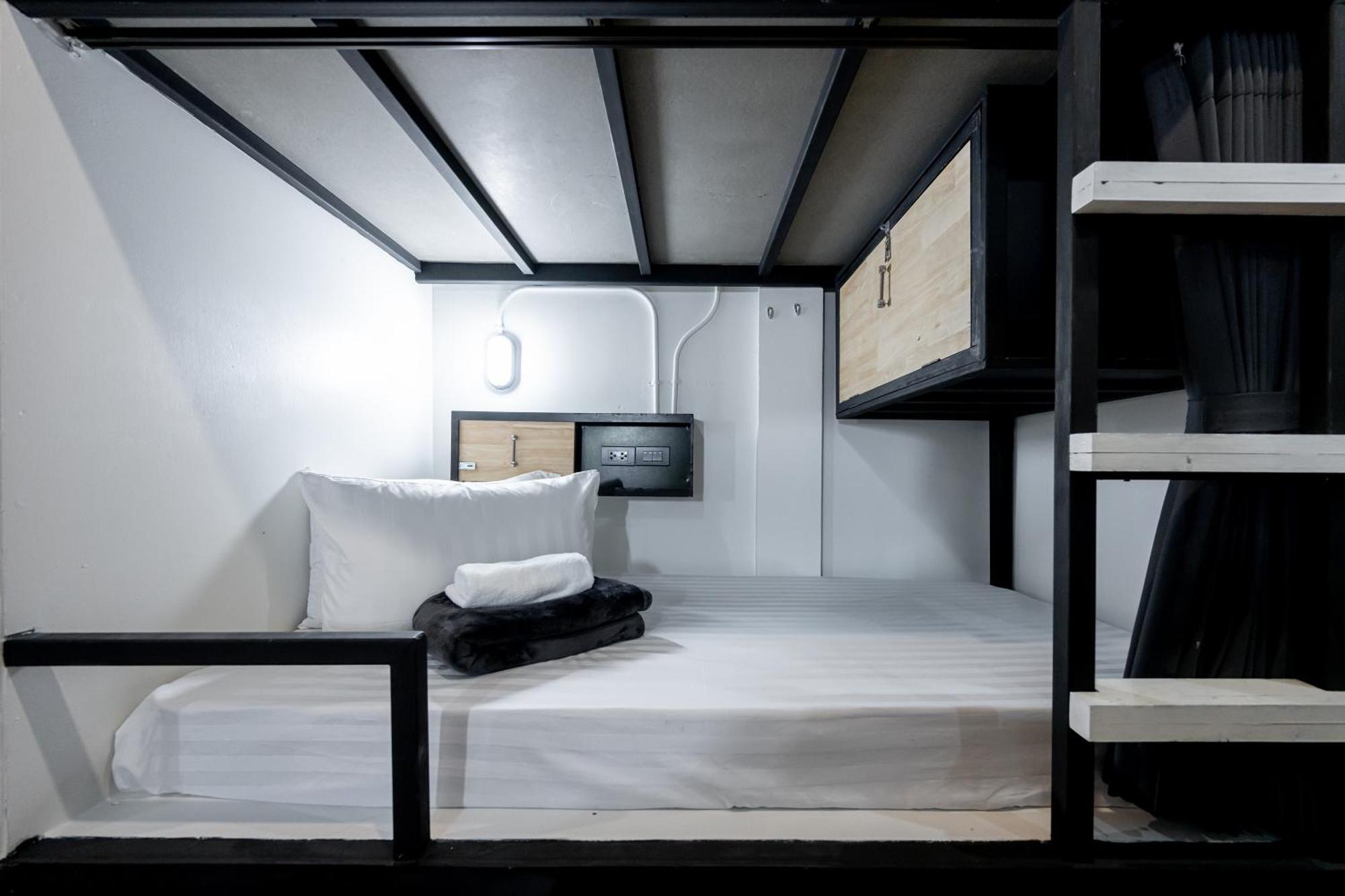 Vibes Hostal