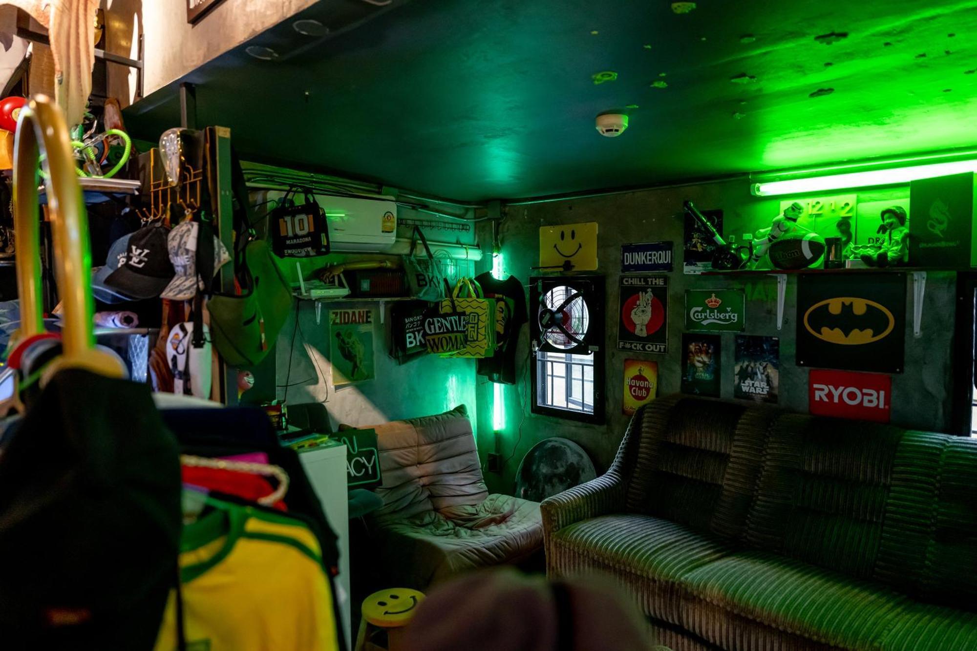 Vibes Hostal *