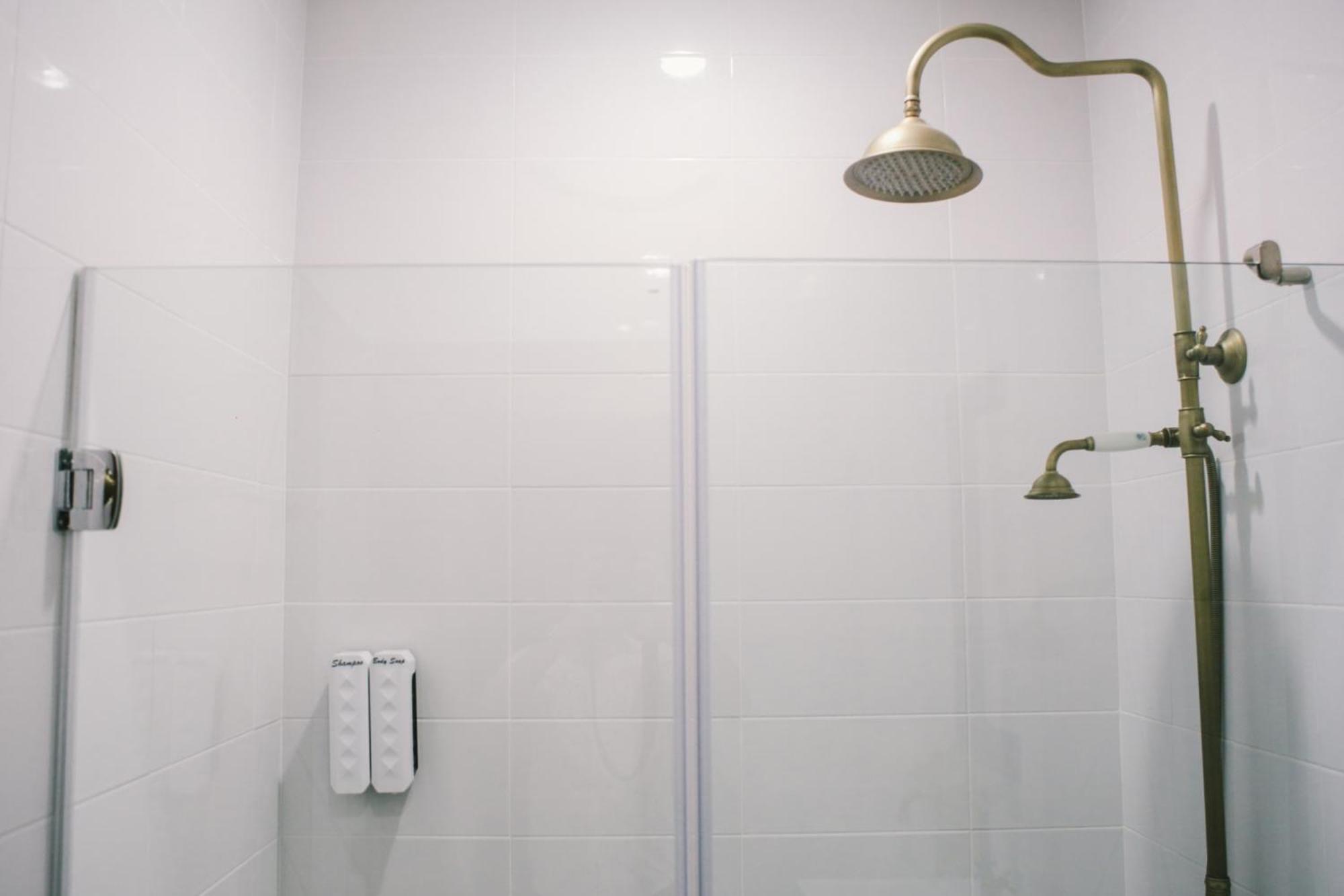 Khách sạn hẻo lánh Cc Residences *