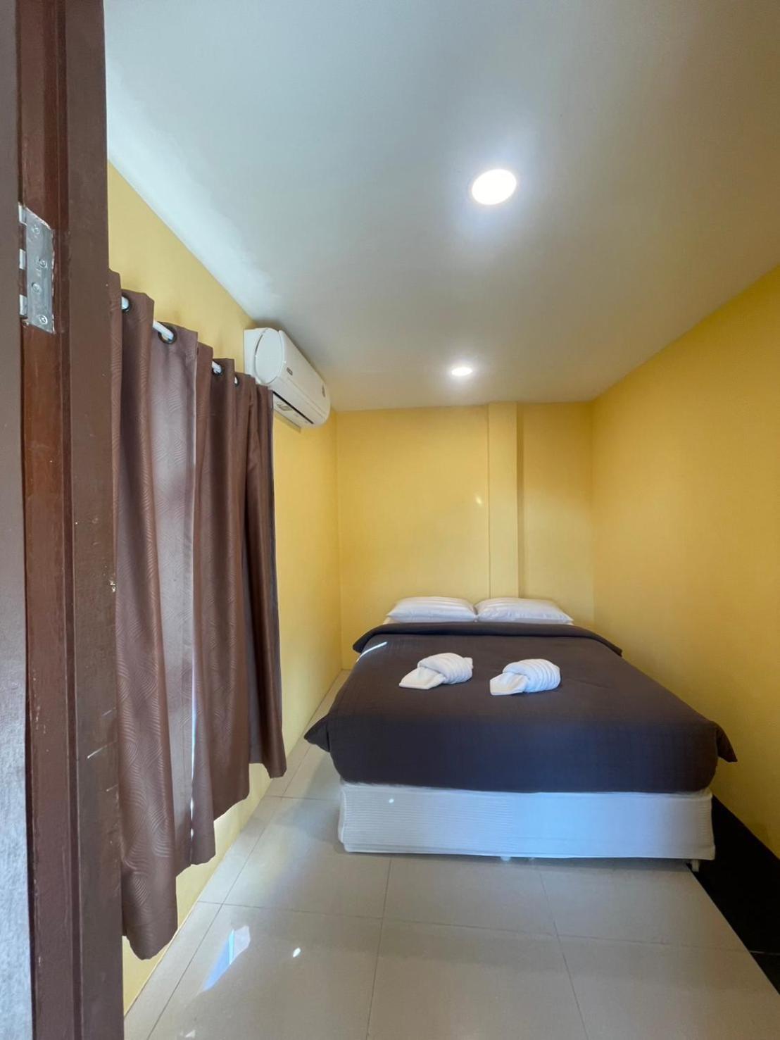 Aubon Hostel Bangkok