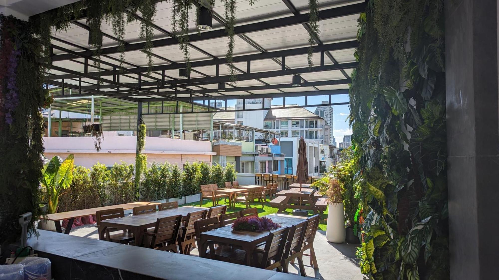Nhà trọ Urban Jungle Bangkok