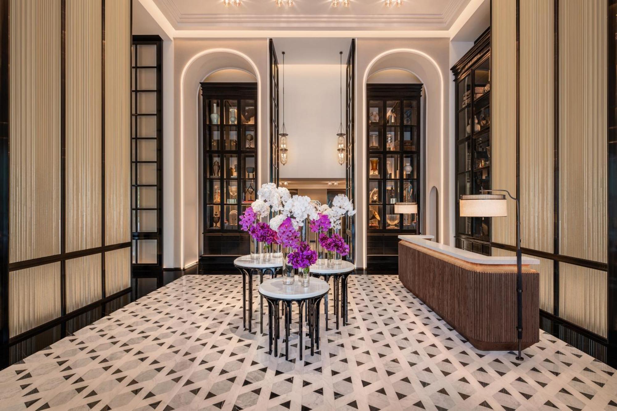 The Ritz-carlton, Hotell 5*