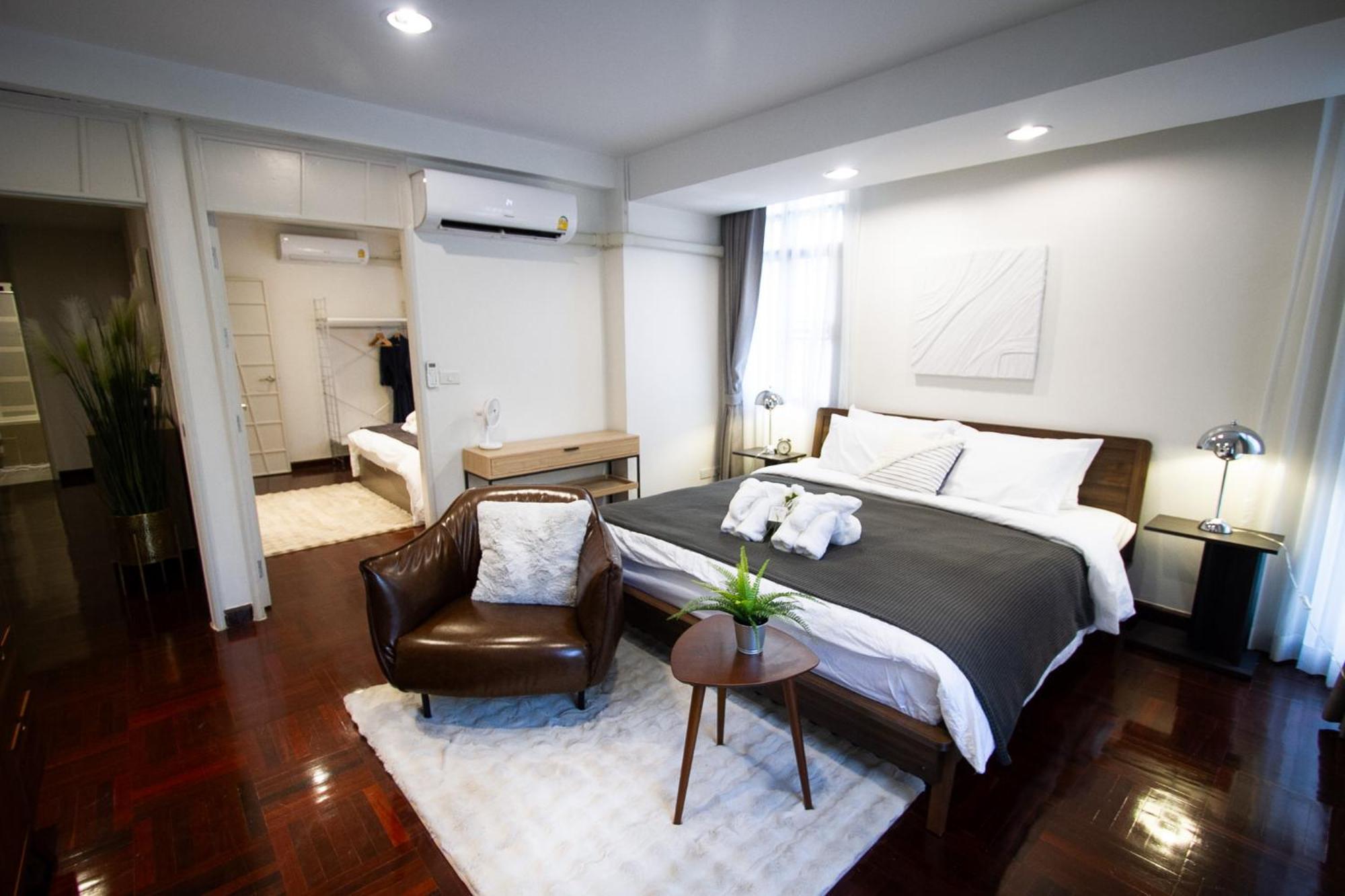 Vila Spacious 4-bedroom Oasis In The Heart Of Sukhumvit