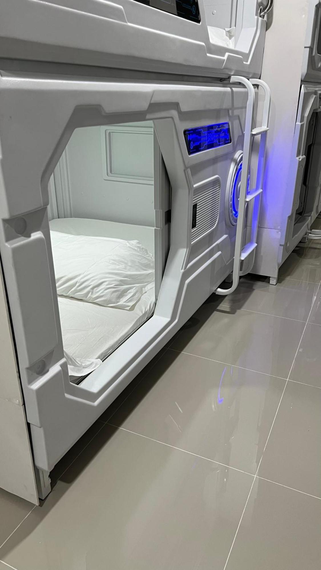Kapselhotel Kiwi Capsule Bangkok