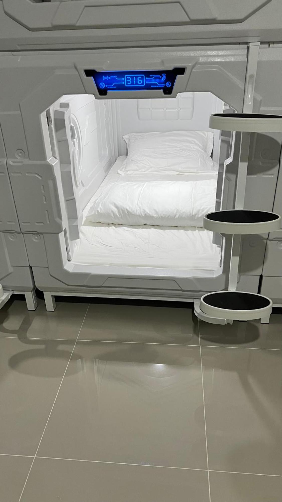 Kapselhotel Kiwi Capsule Bangkok