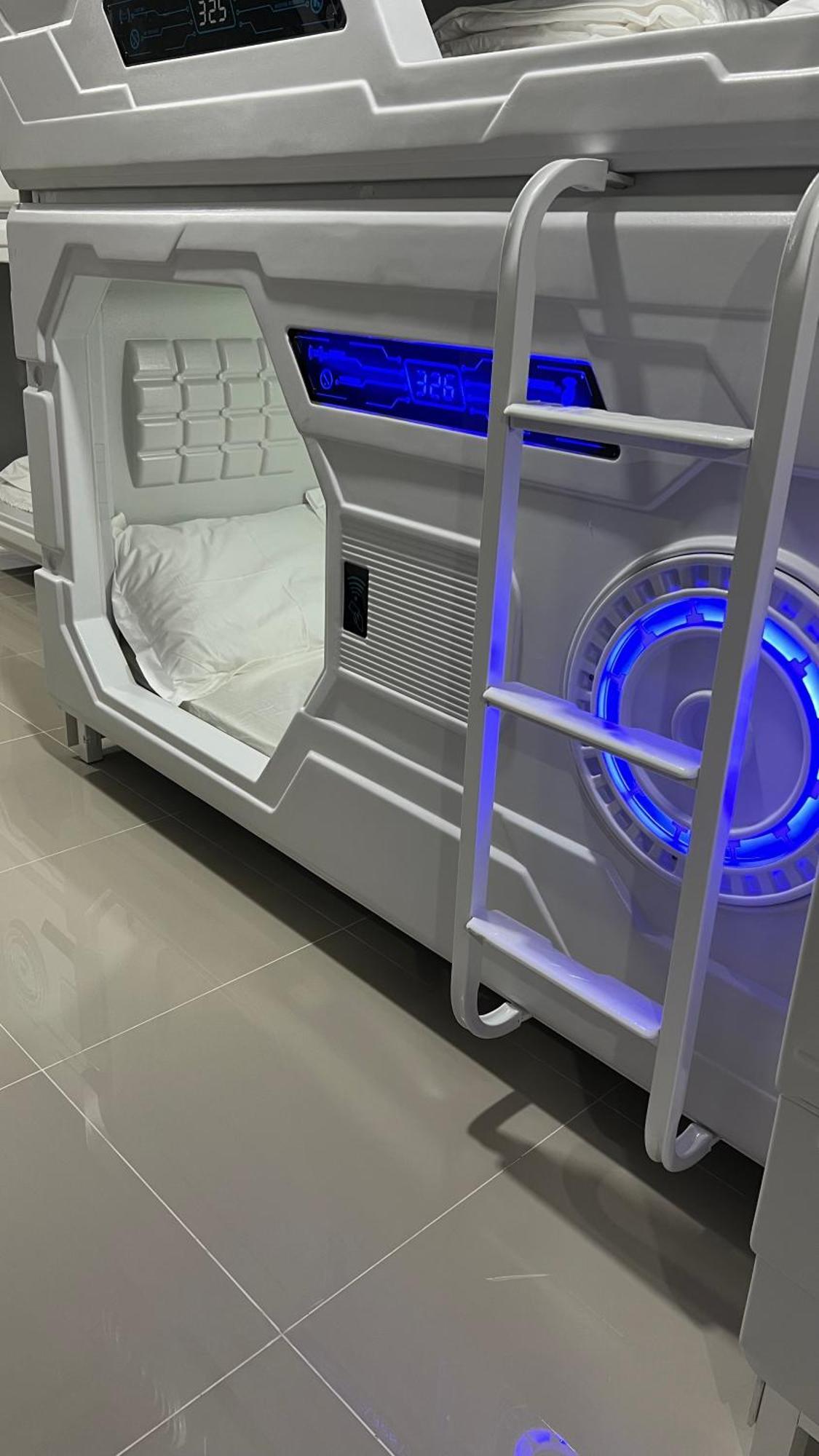 Capsulehotel Kiwi Capsule *