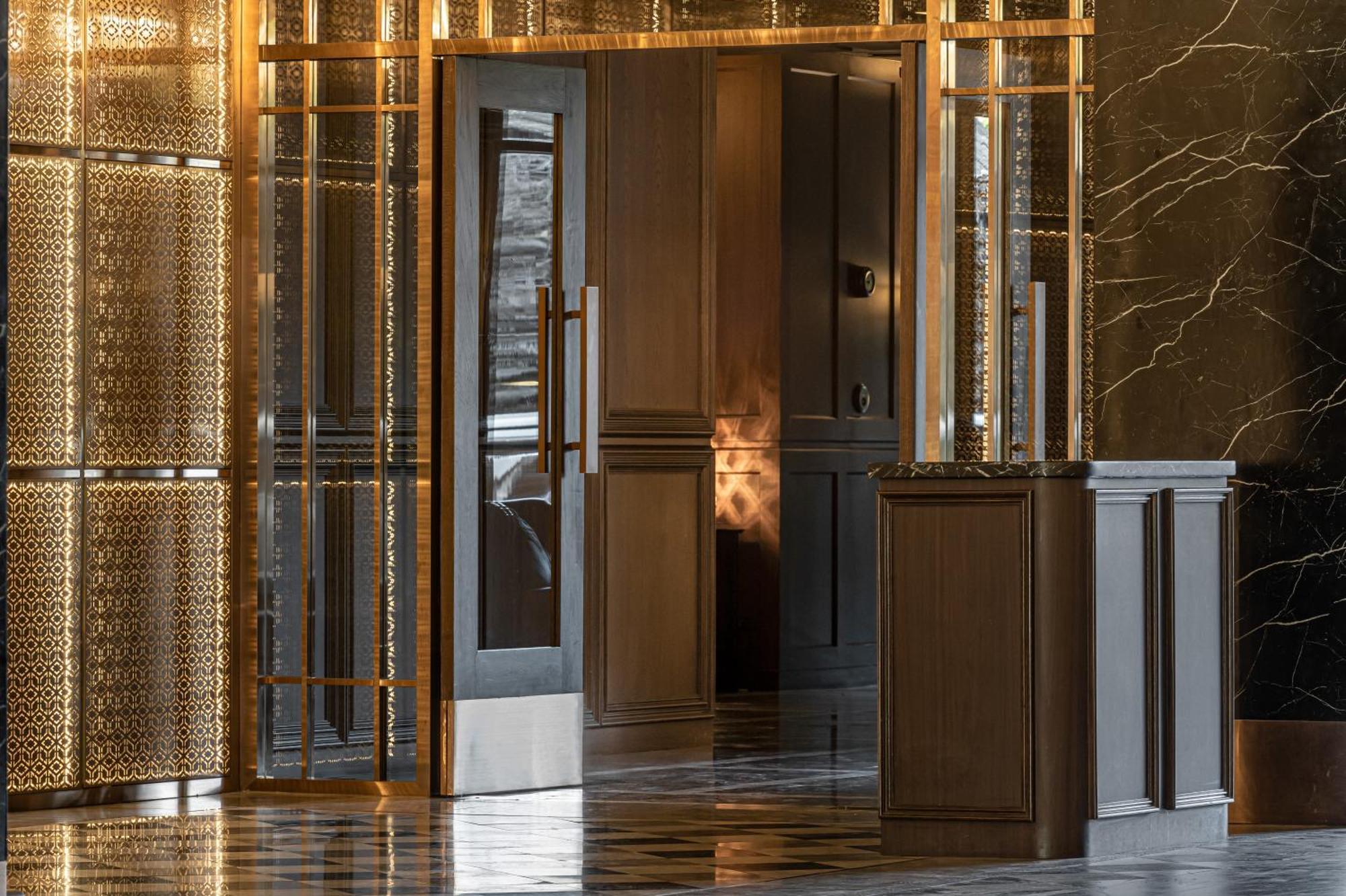Hotel Metropolis Bangkok, Tapestry Collection By Hilton