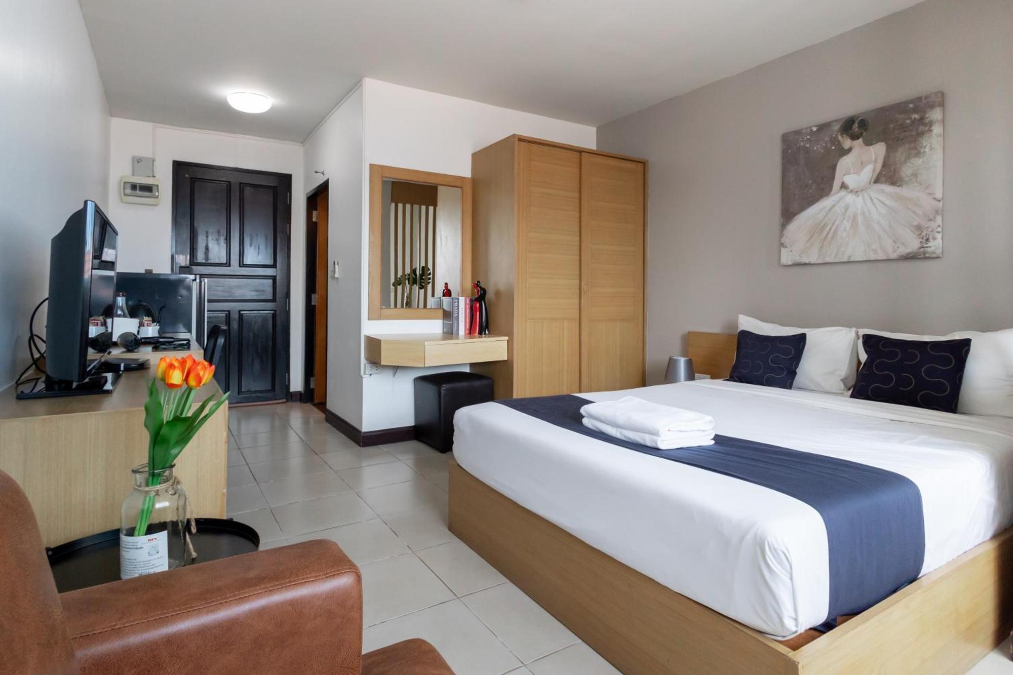 Nature Boutique Ratchayothin Hotel