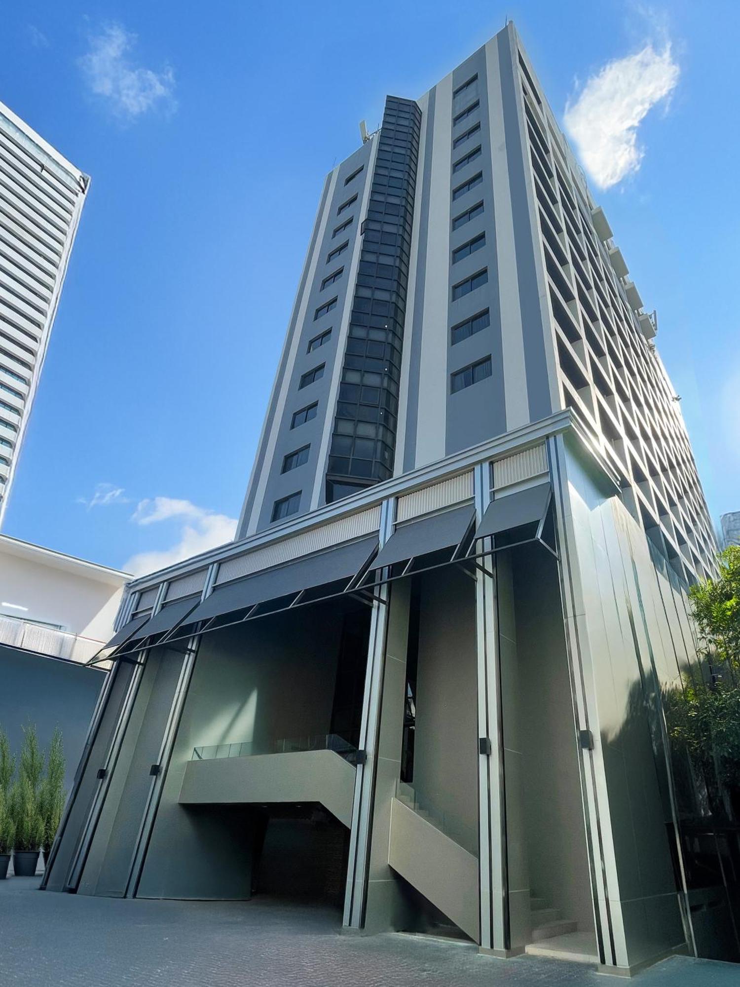 Pinnacle Lumpinee Park Hotell