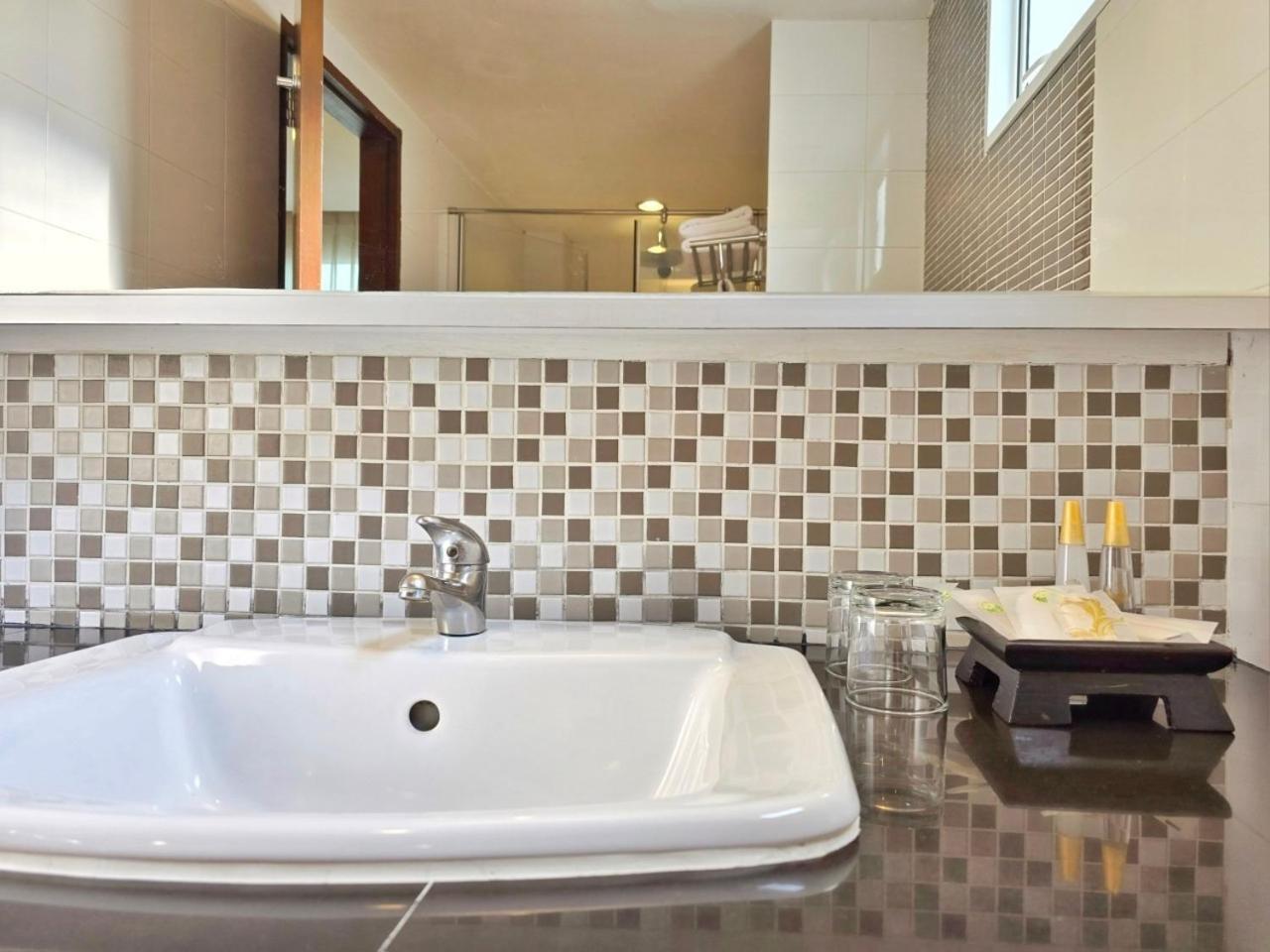 Avion Hotel 5*