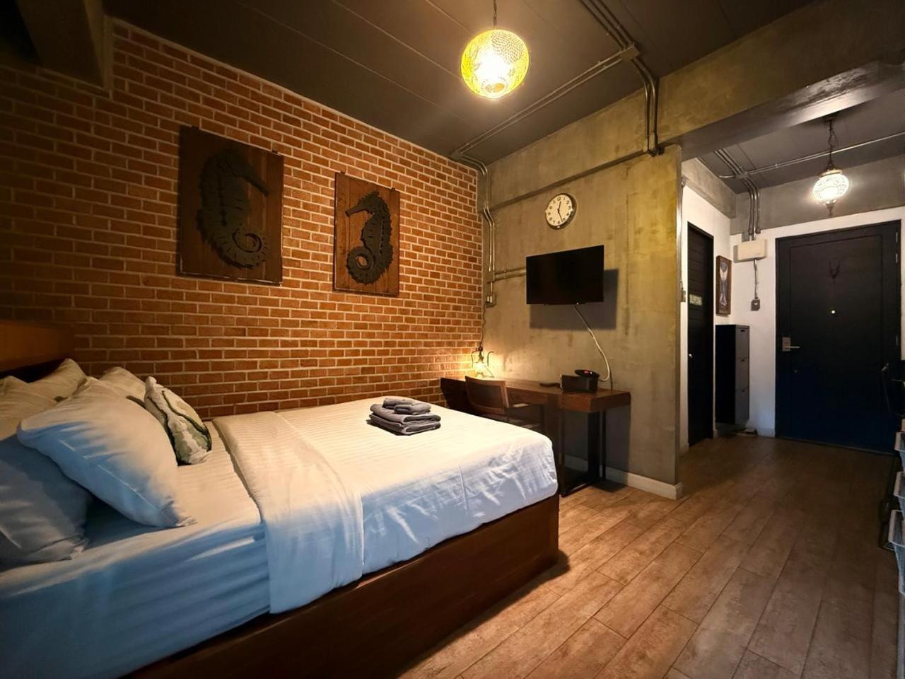 Rent V38 #420 Friendly Thailand Apartahotel 4*