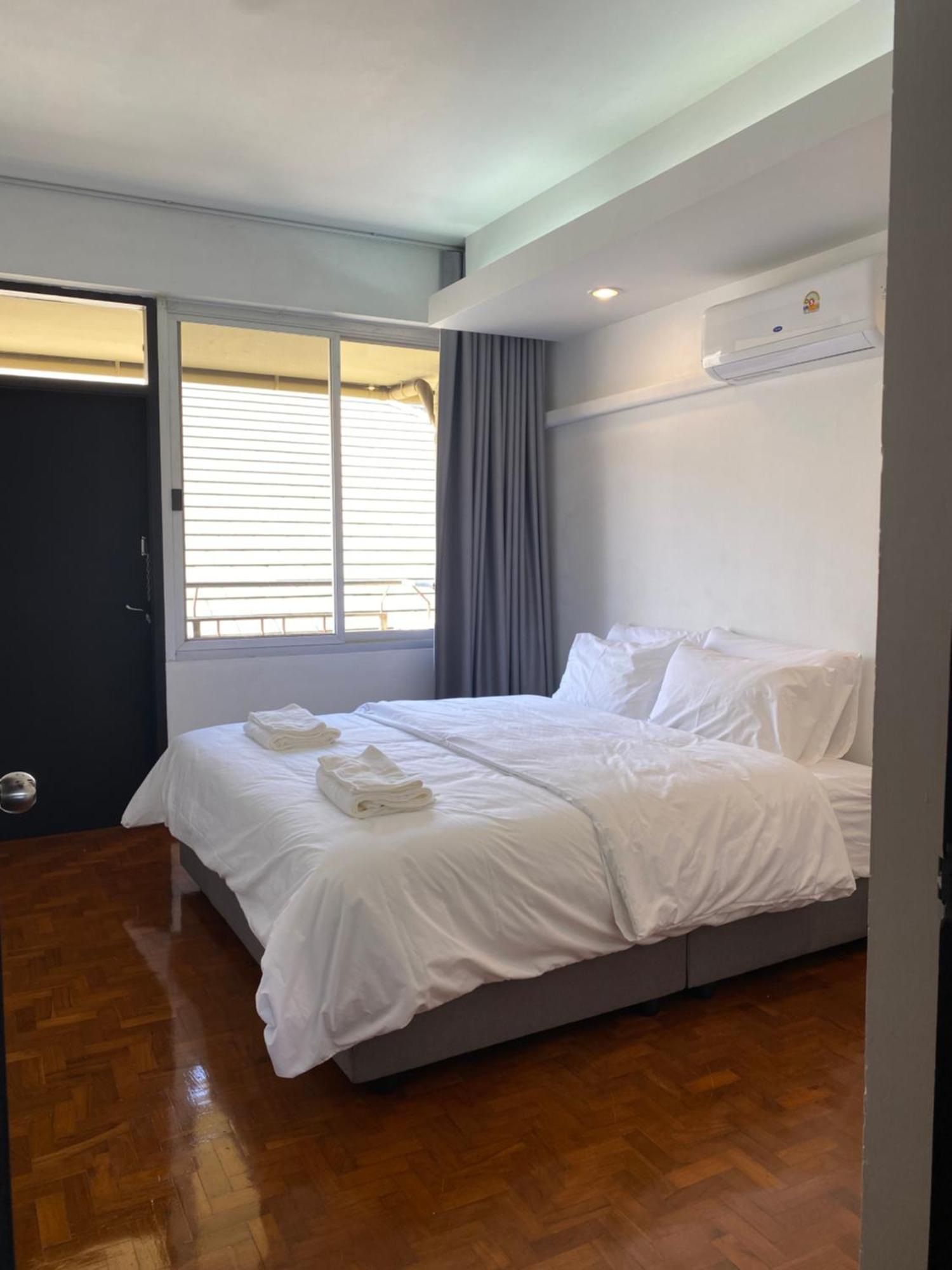 Phatana Court Guest house Bangkok