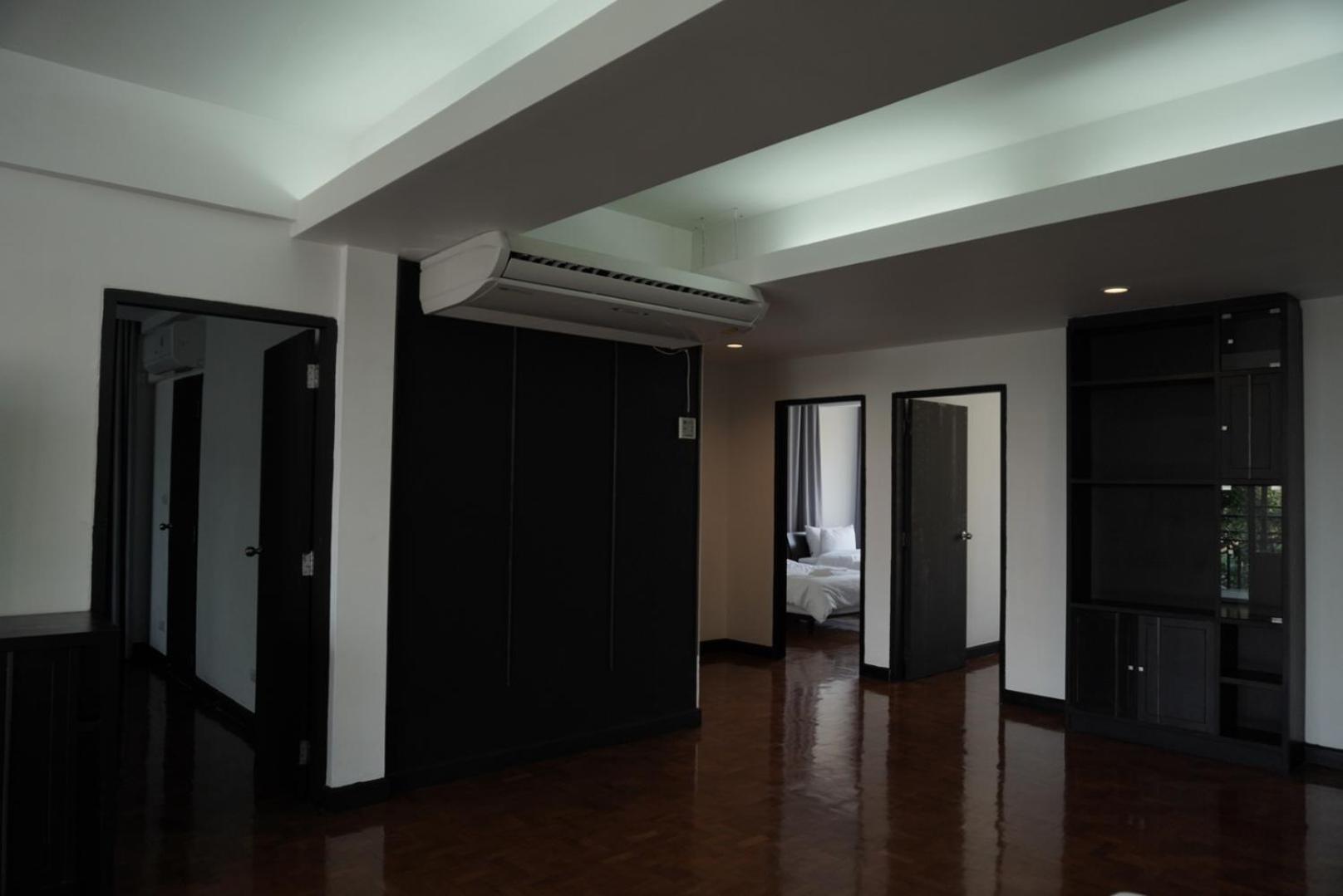 Guest house Phatana Court