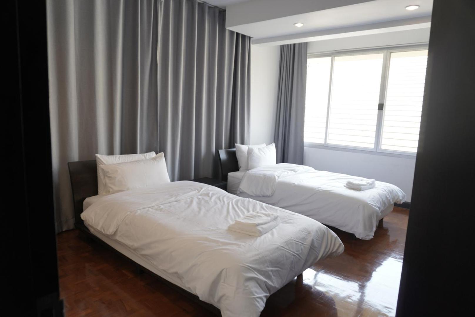 Phatana Court