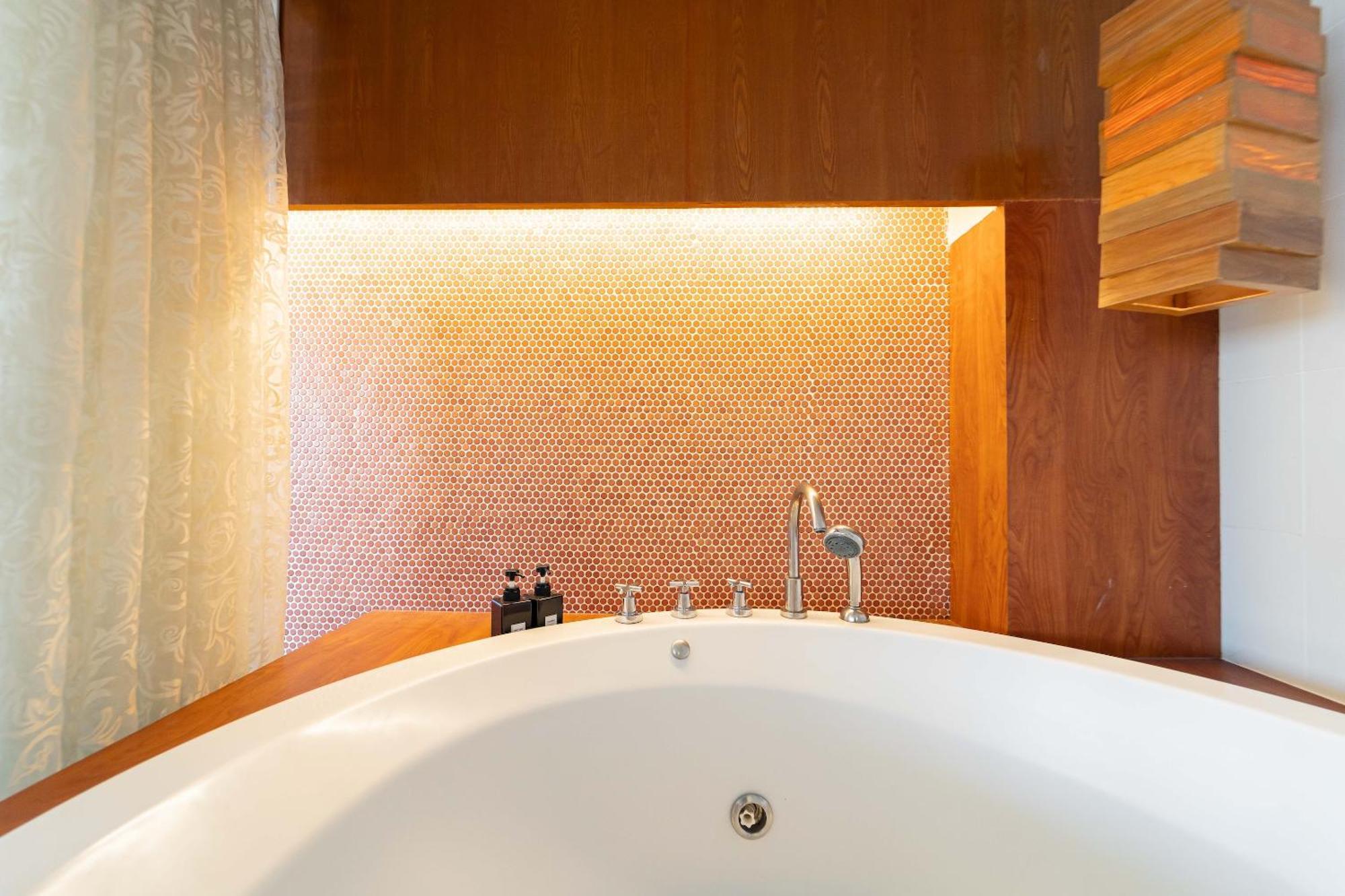 Veronica Hotell Bangkok