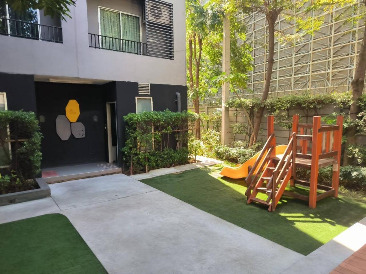 Apartment Elio Sukhumvit 64: Chic Space Bangkok