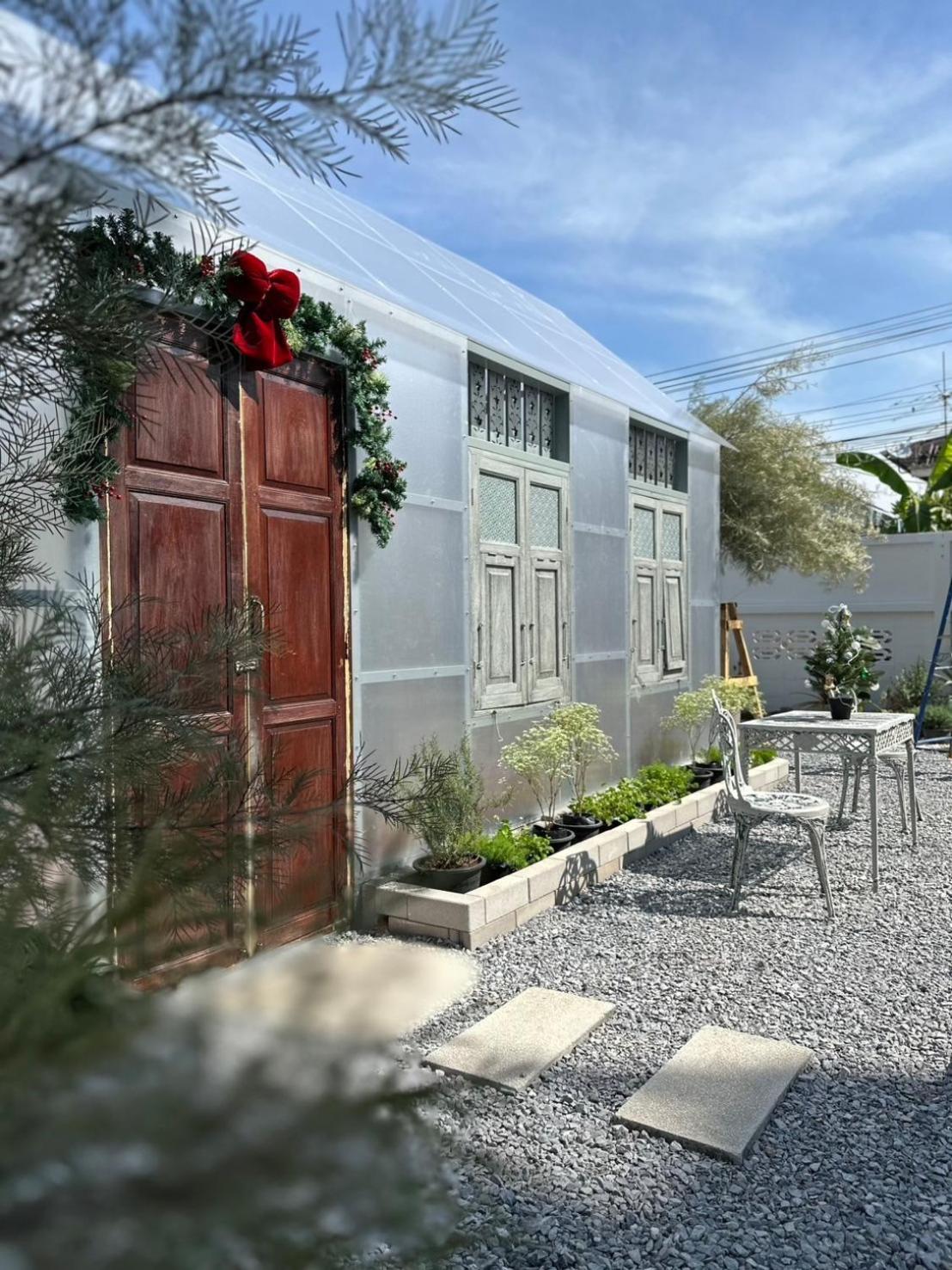 Udms On Nut 10 - Bangkok's Charm 40 Sqm Gjestgiverier *