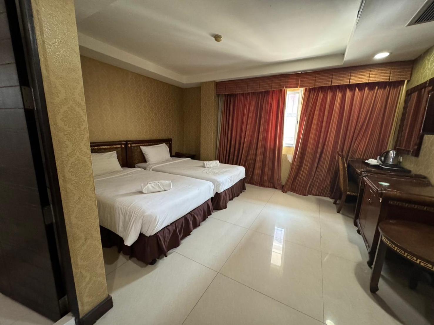 Inn Orchid Skv3 *