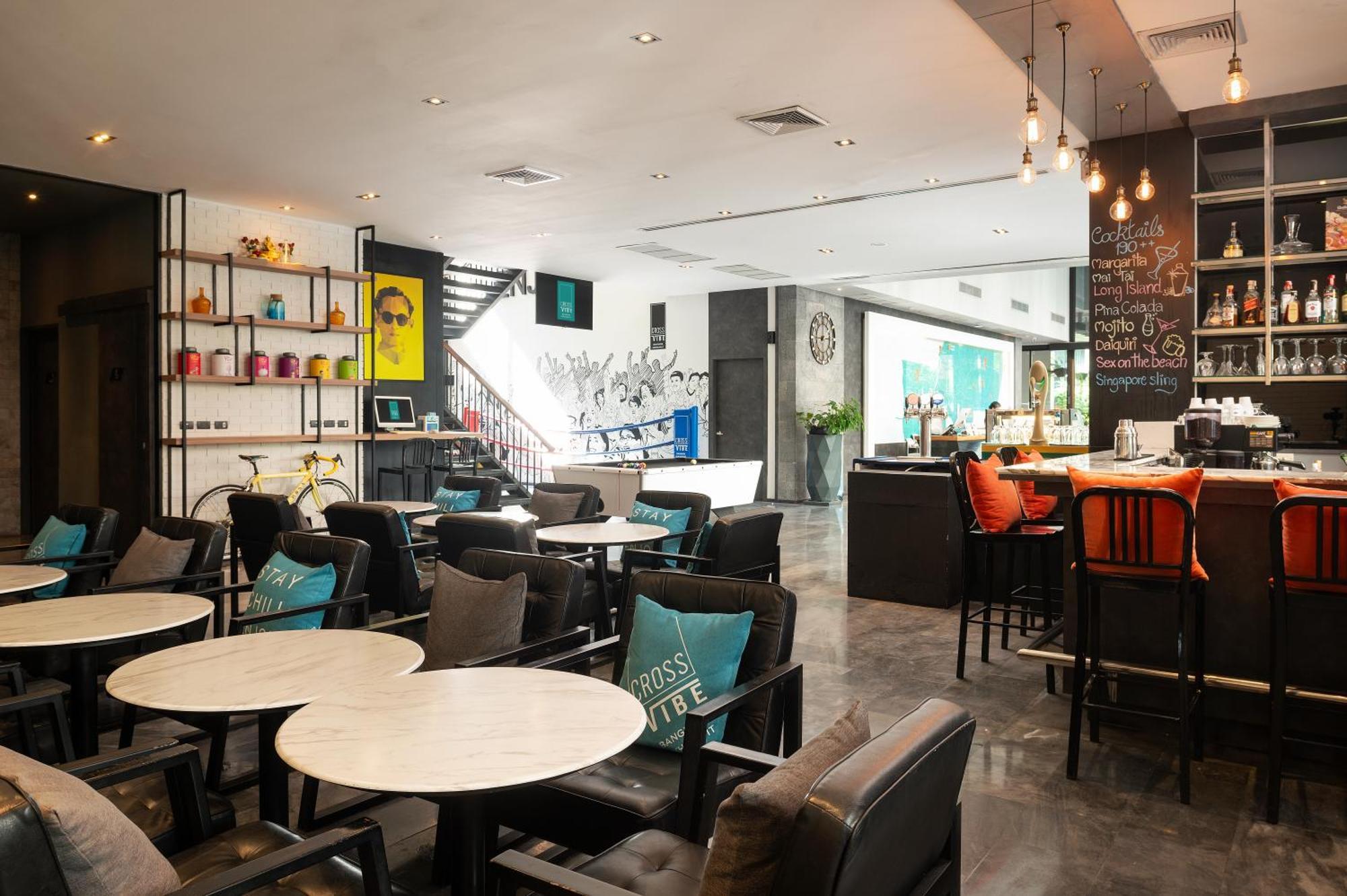 Cross Vibe Sukhumvit 4*
