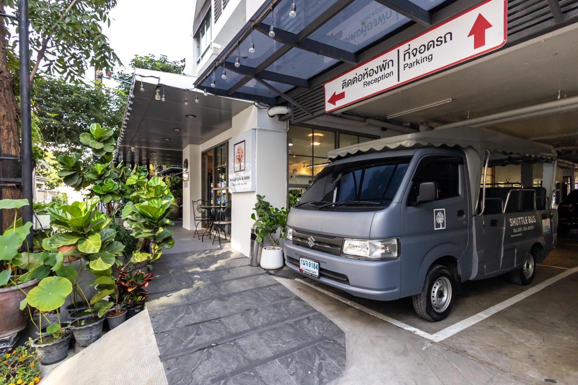 Nature Boutique Ratchayothin Hotel