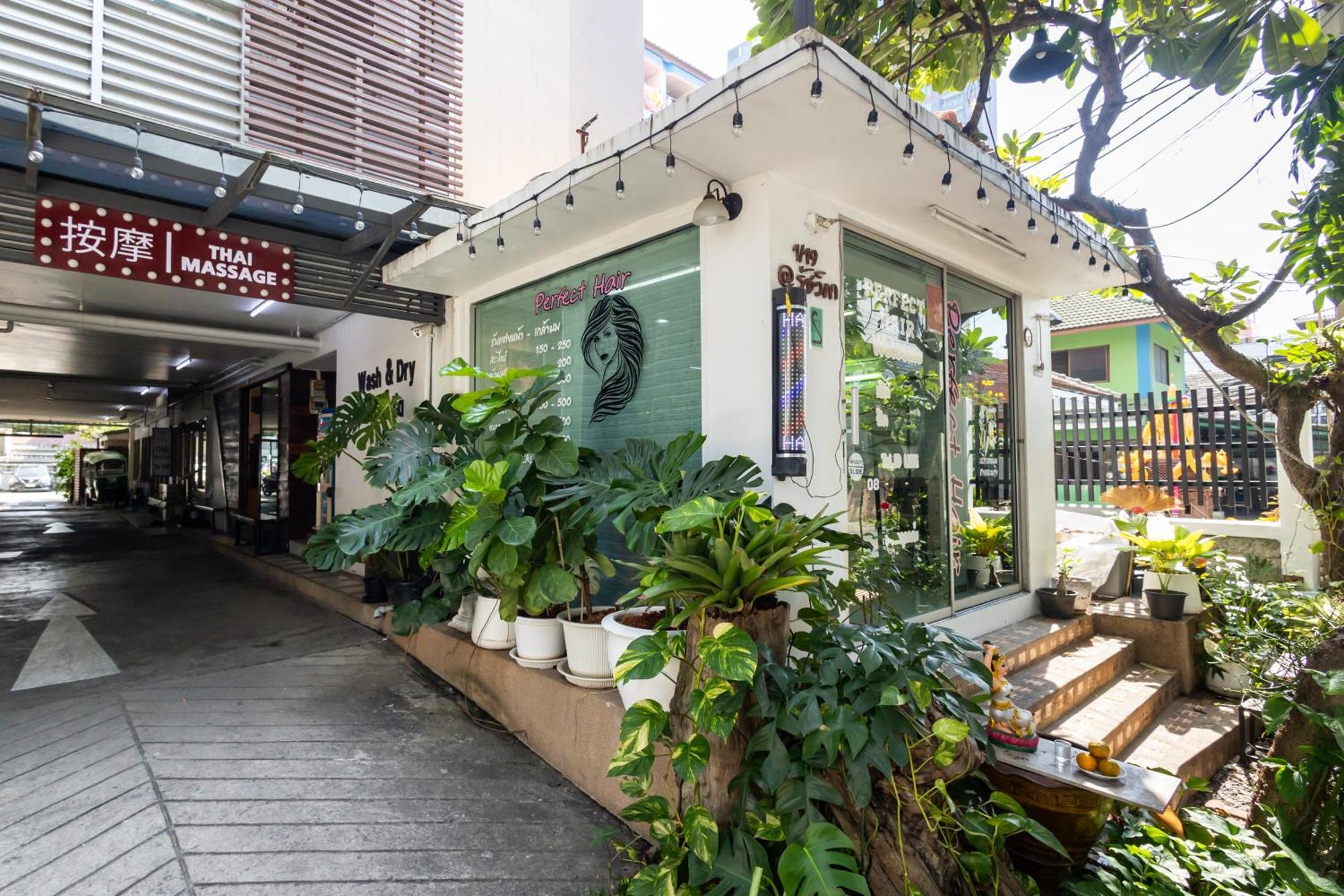 Nature Boutique Ratchayothin Hotel Bangkok