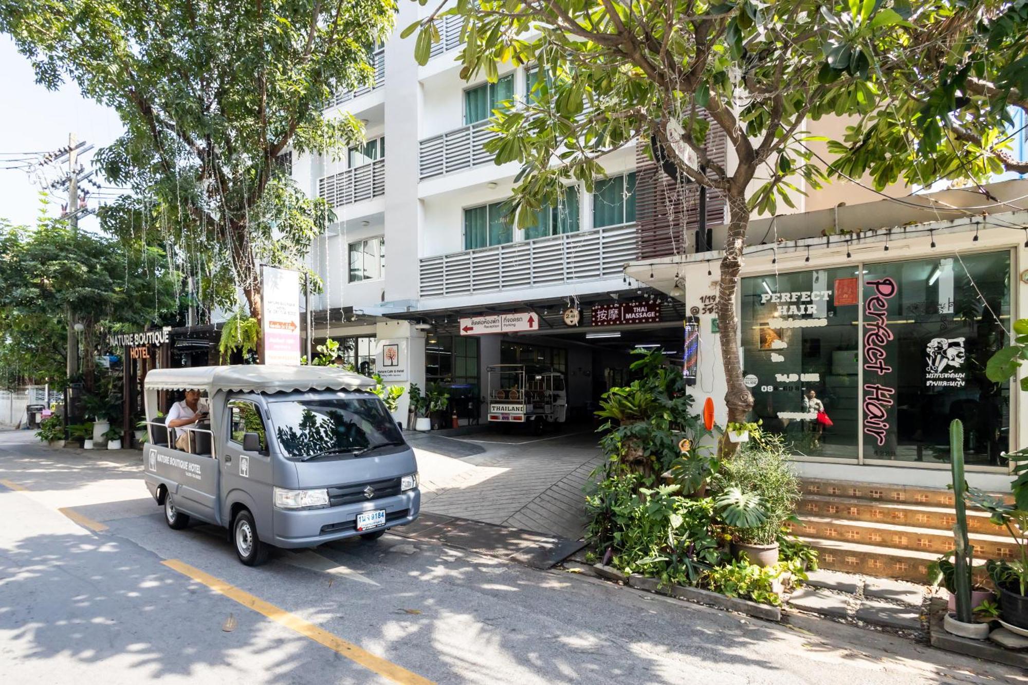 Nature Boutique Ratchayothin 3* Bangkok