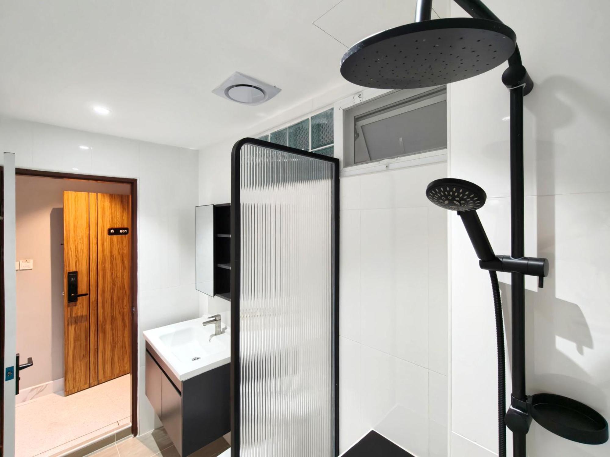 Khách sạn hẻo lánh Ab House *