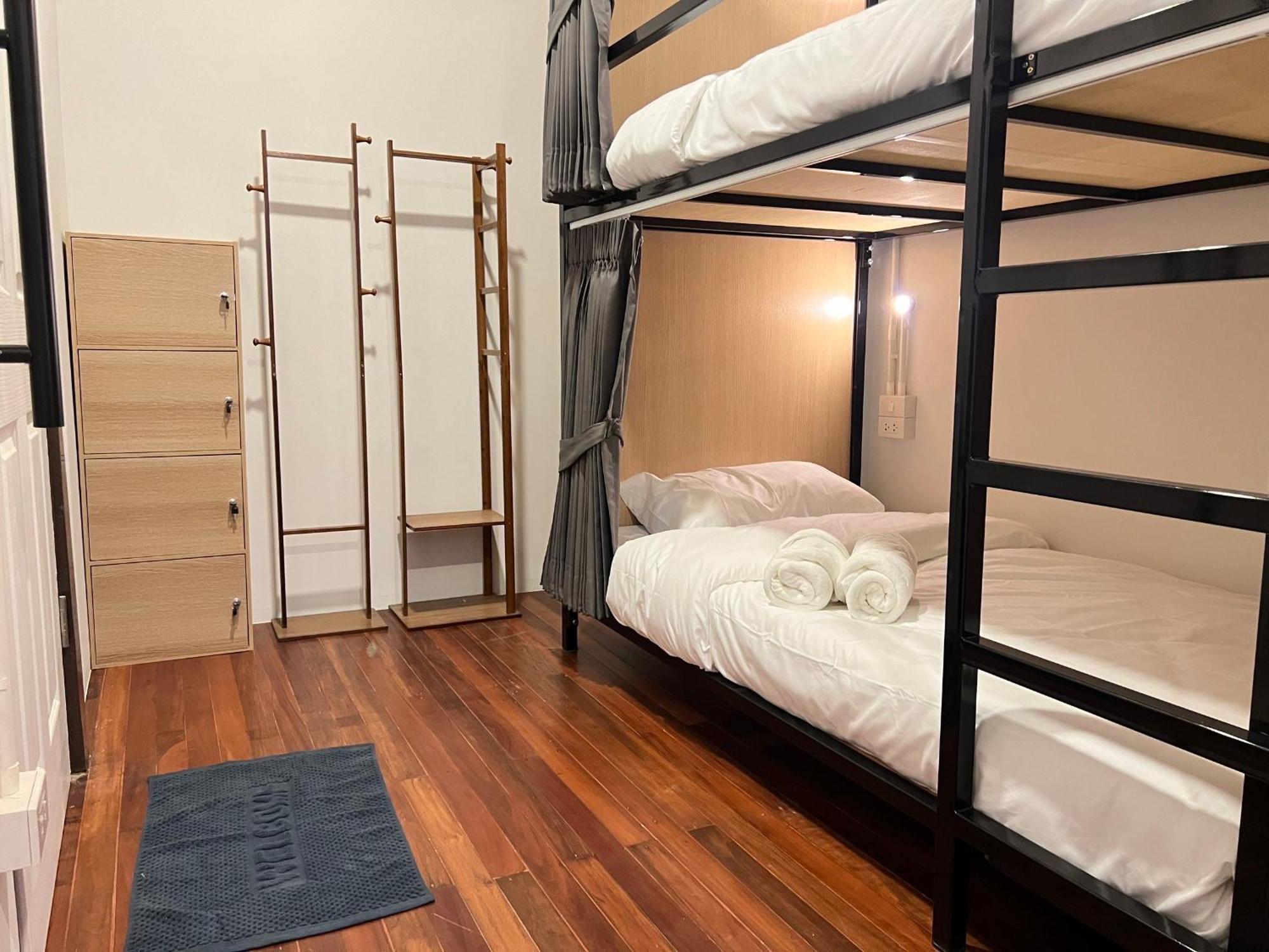 House Ju Albergue Banguecoque