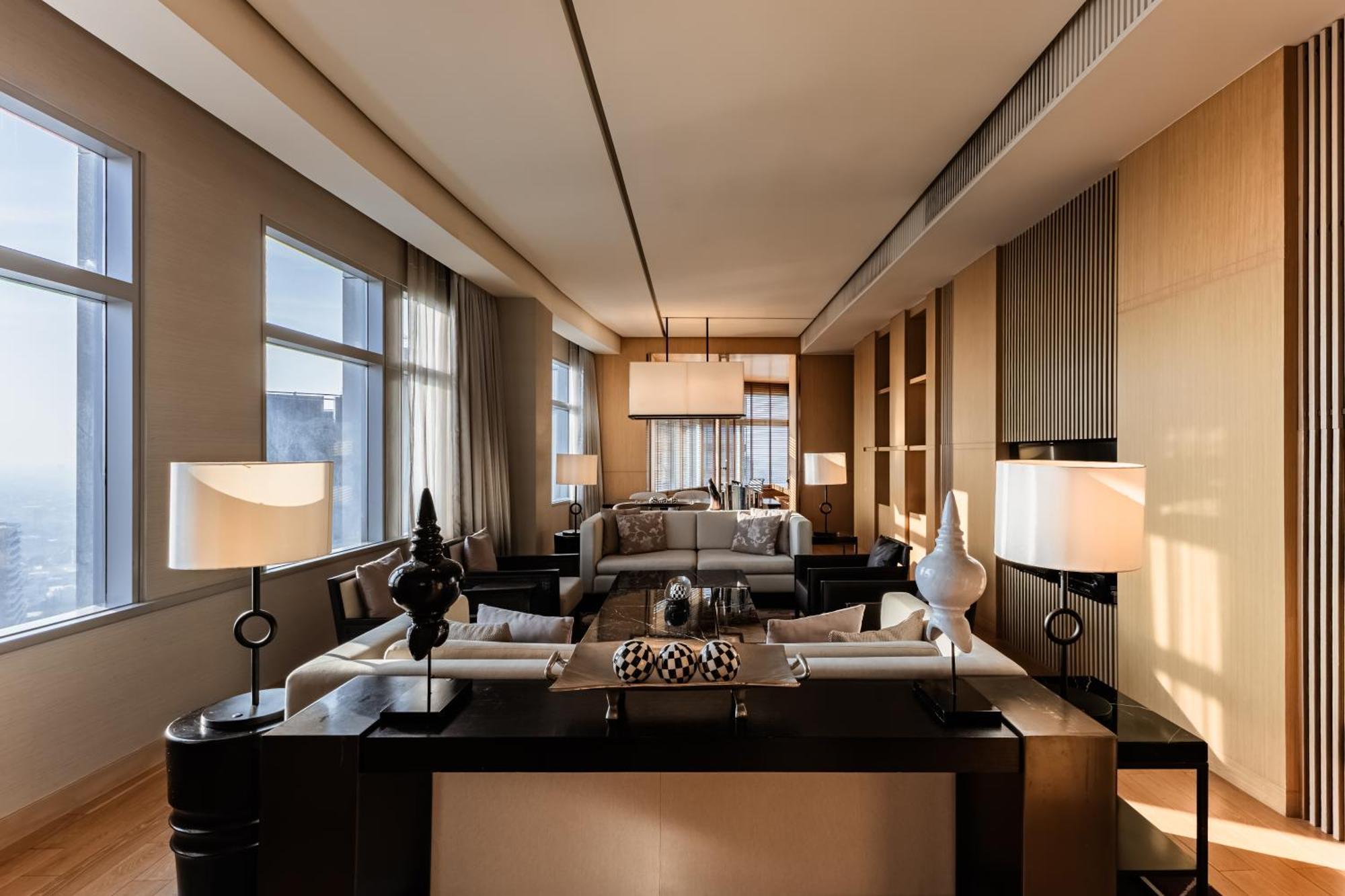 Marriott Sukhumvit - Sha Extra Hotel