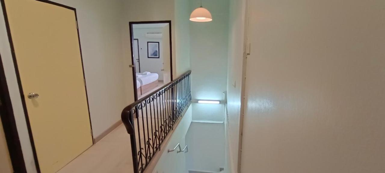 4br House Mrt Subway 250m Chatujak Market Wi-fi Bangkok