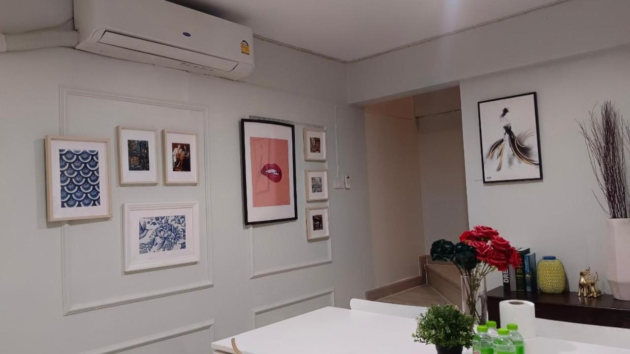 Holiday home 4br House Mrt Subway 250m Chatujak Market Wi-fi Bangkok