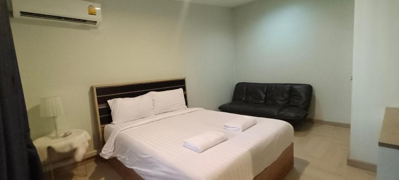 Holiday home 4br House Mrt Subway 250m Chatujak Market Wi-fi