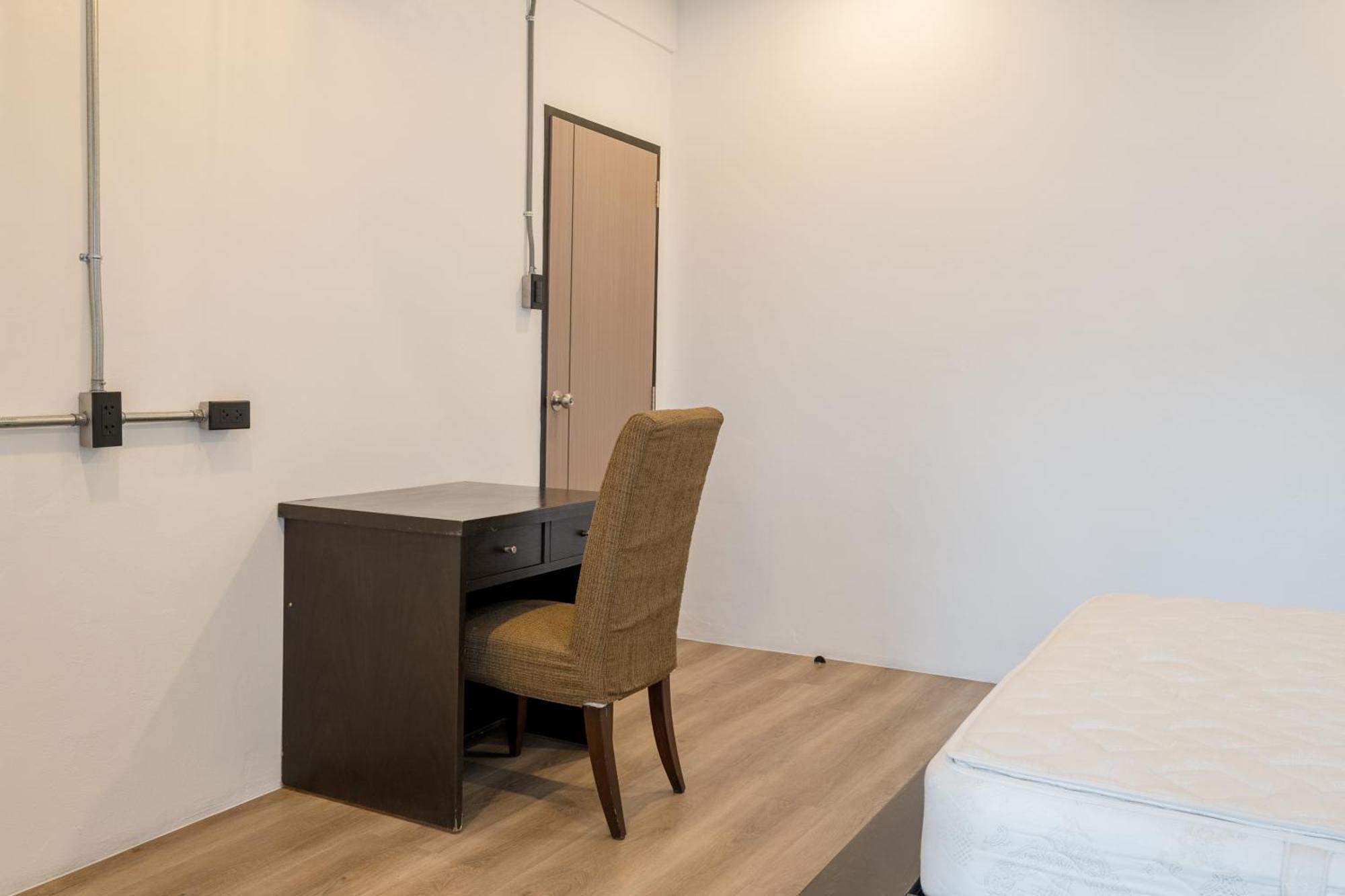 Apartment Location Near Patpong Night Market *