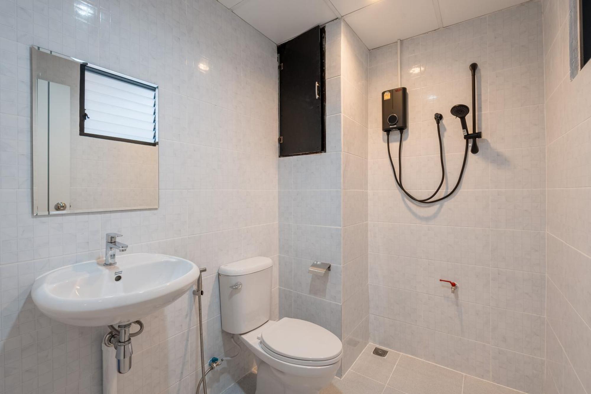 Location Near Patpong Night Market * Bangkok
