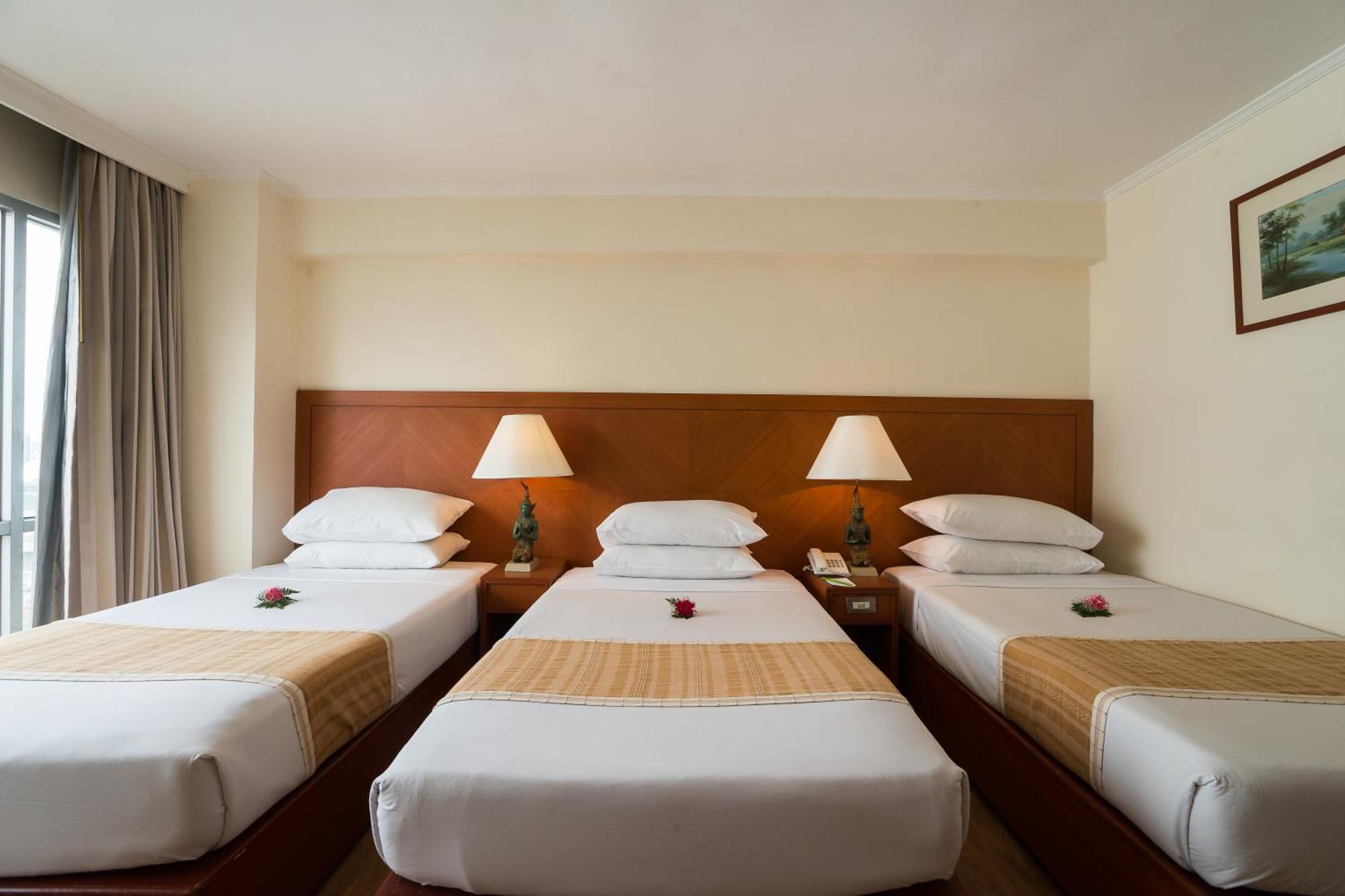 Khách sạn Palace 5*