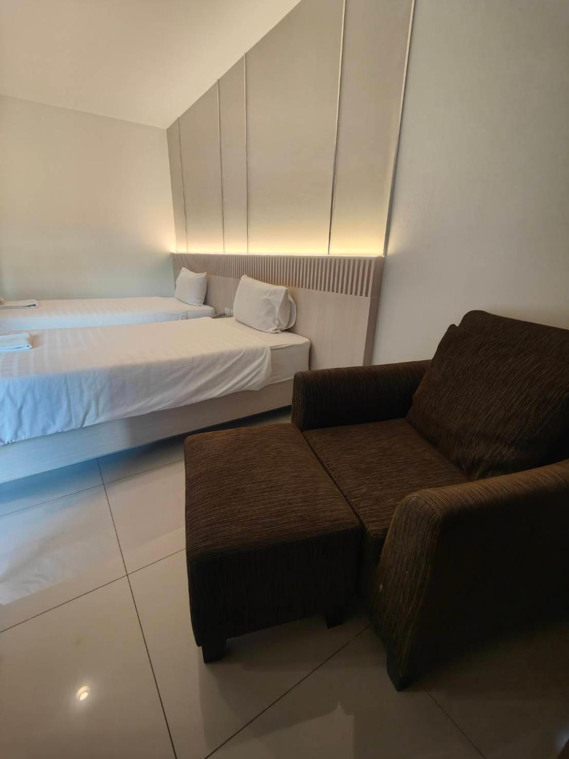 Crystal Suvarnbhumi Airport Hotel 4*