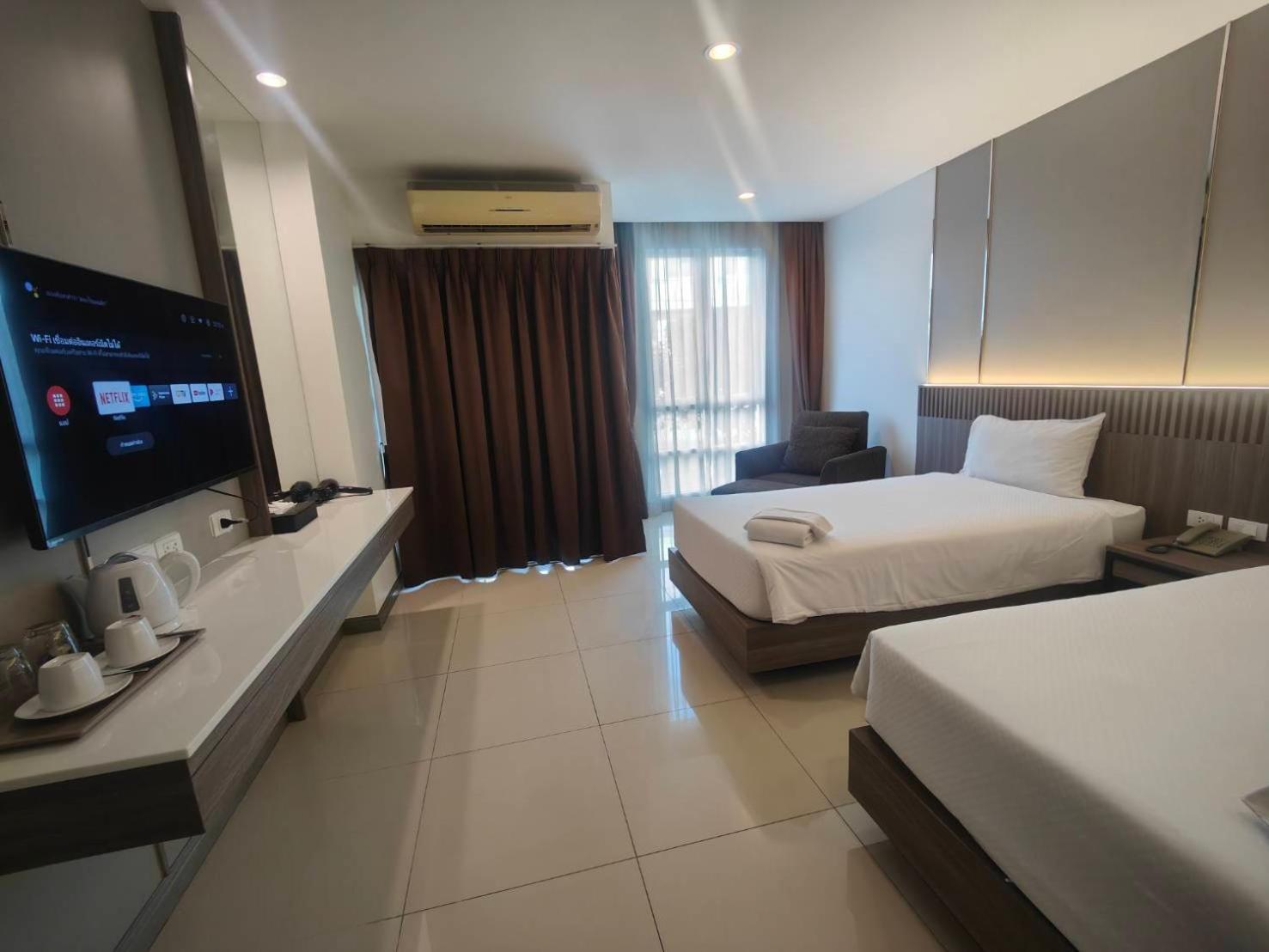 Hotel Crystal Suvarnbhumi Airport 4*