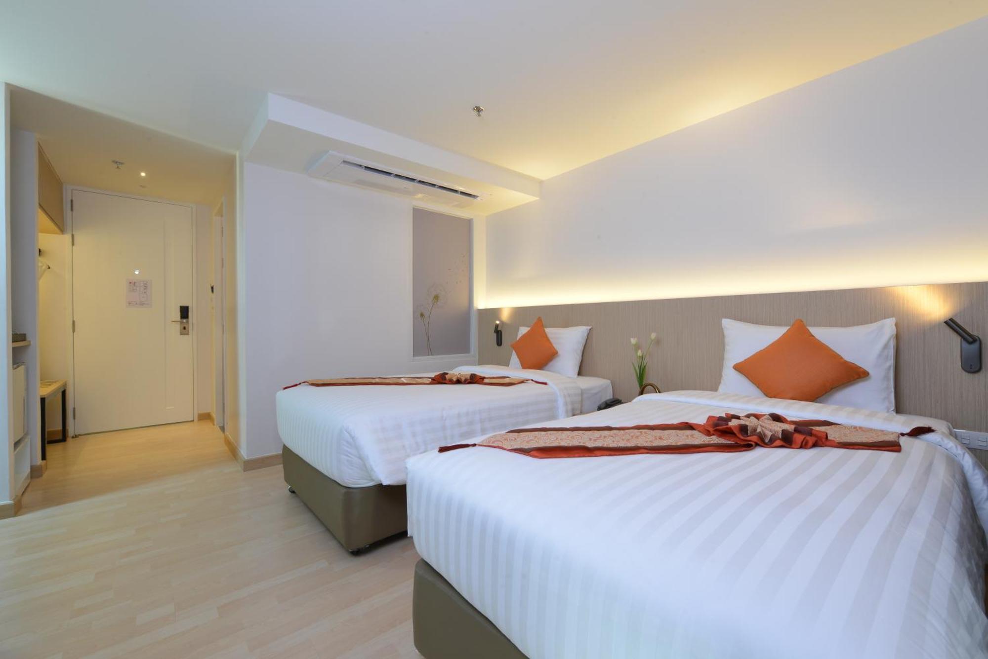 Khách sạn Le D'tel 5*
