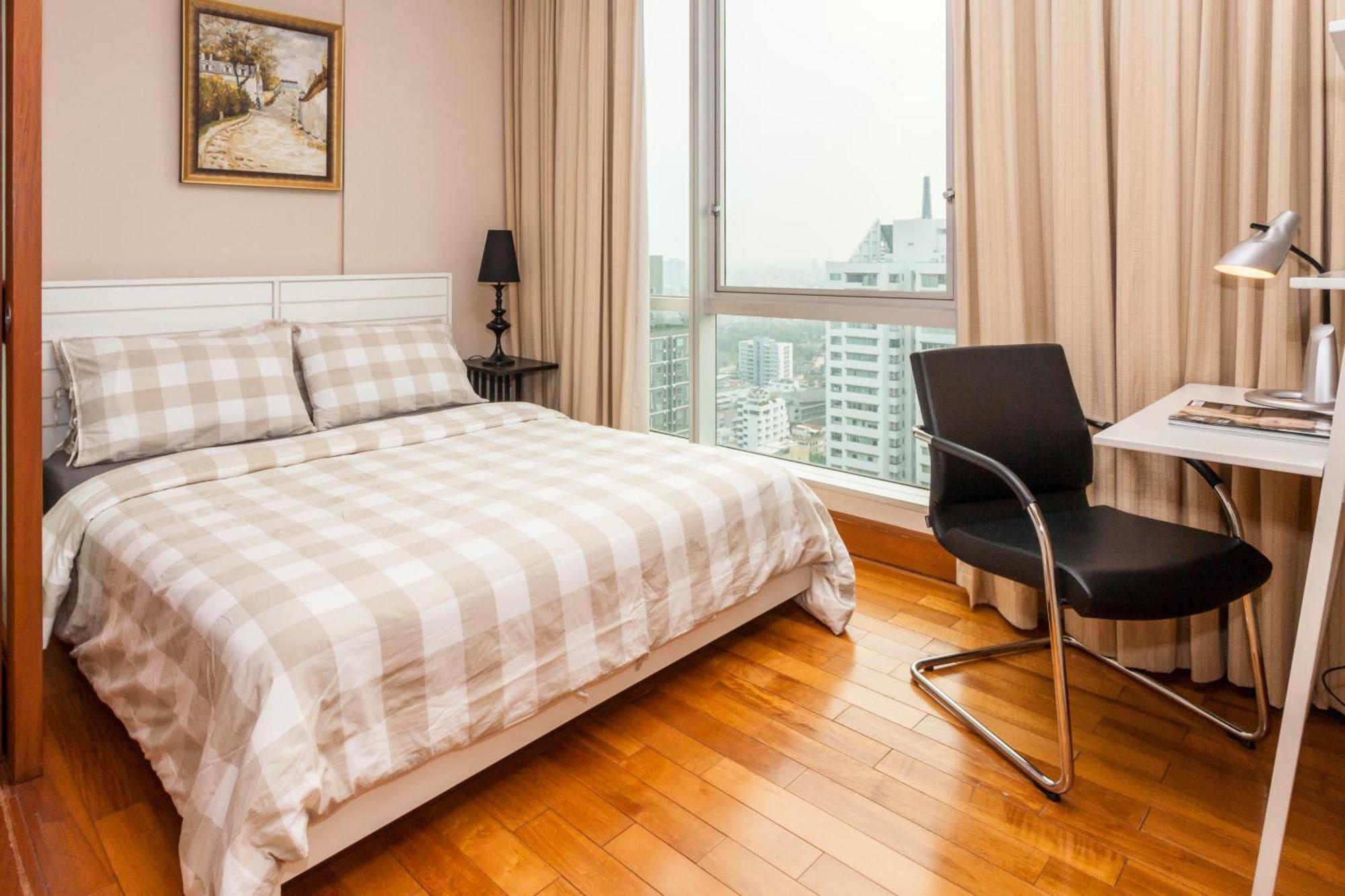 Skyvillas Residential Apartment Bangkok
