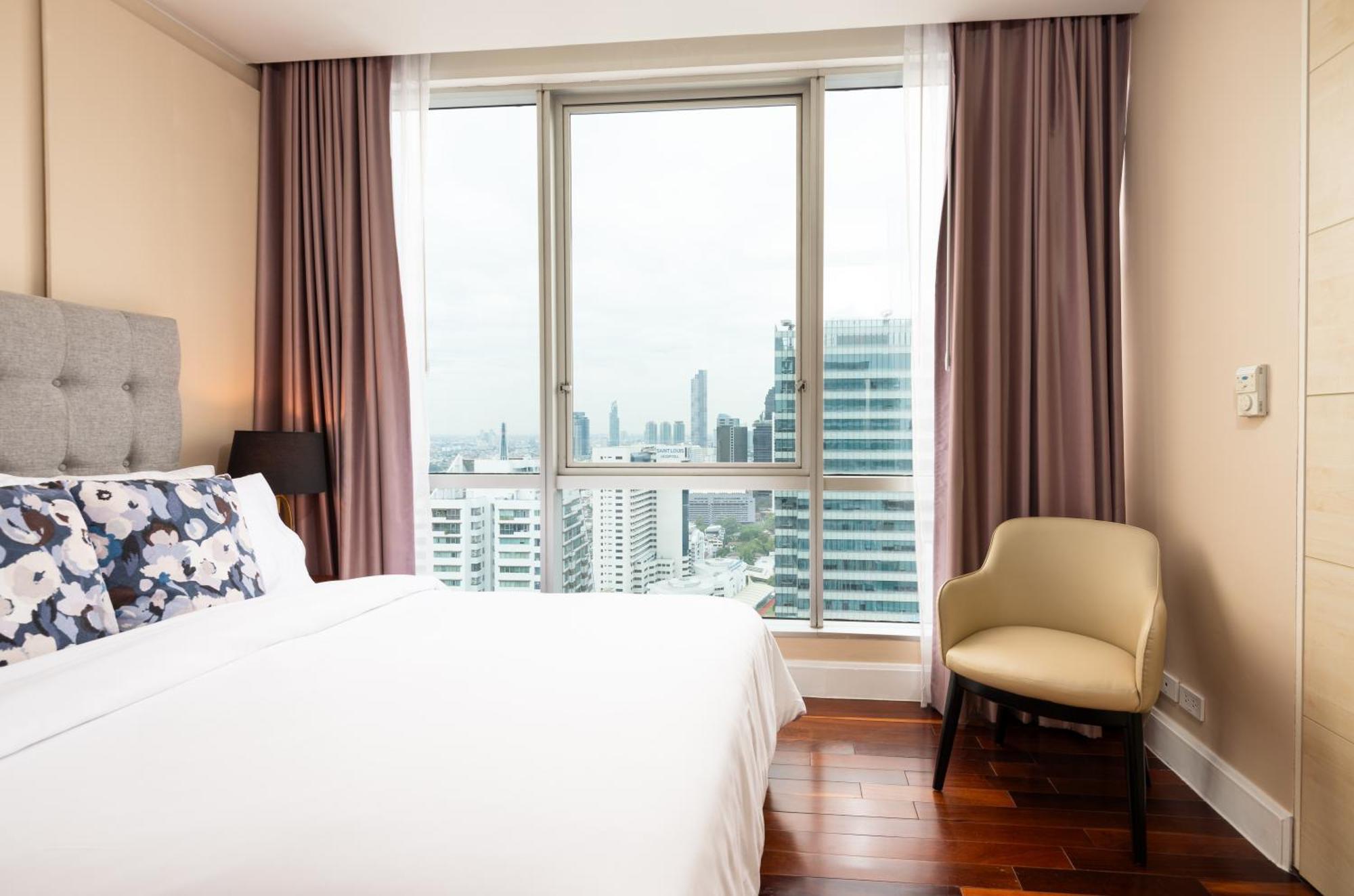 Skyvillas Residential Apartment Bangkok