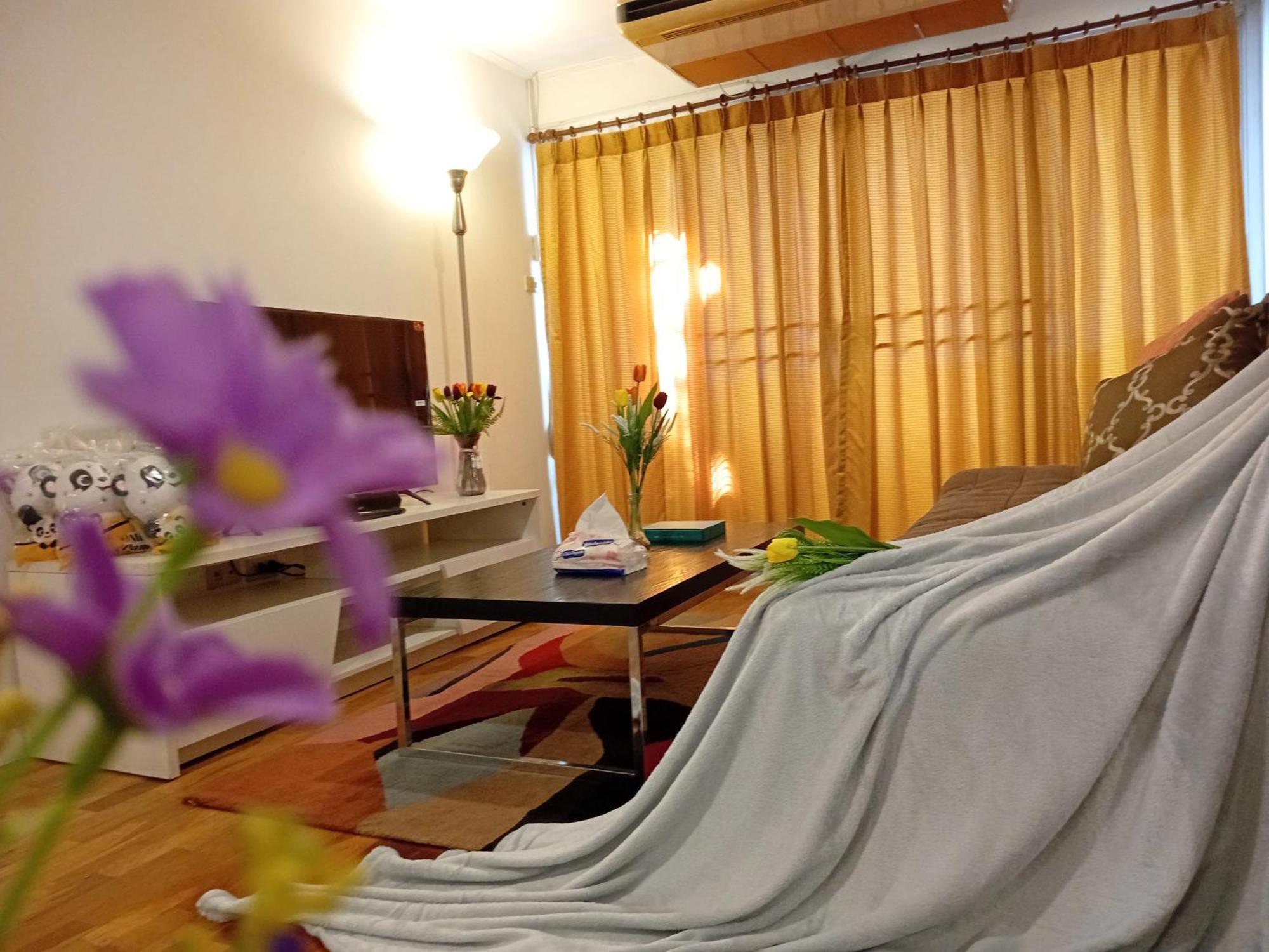 Holiday Home Bangkok *